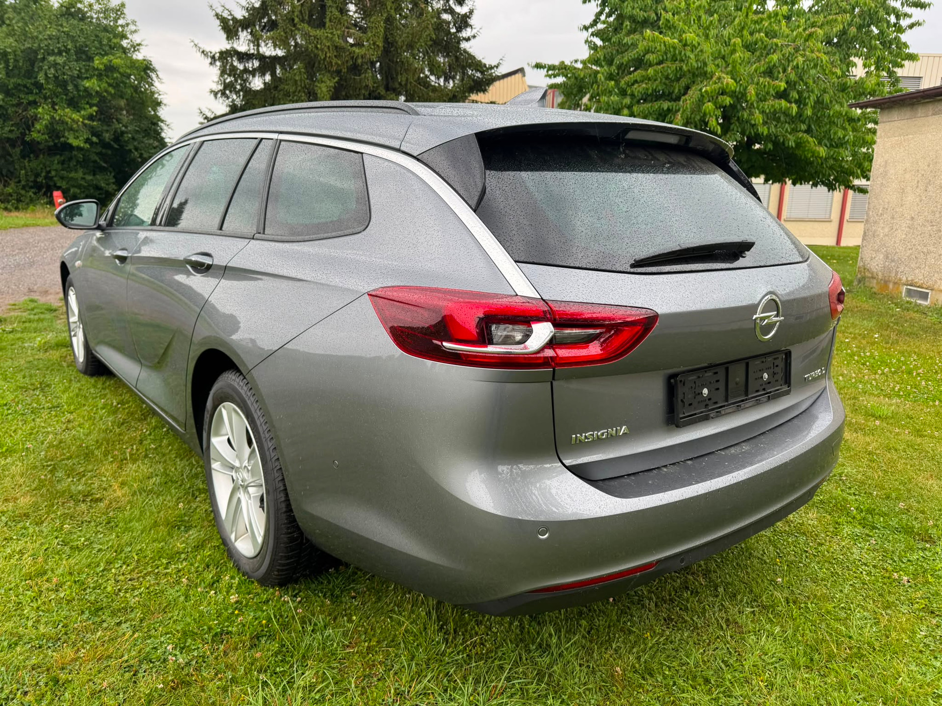 OPEL Insignia 2.0 CDTI Sports Tourer Edition Automatic-image-5