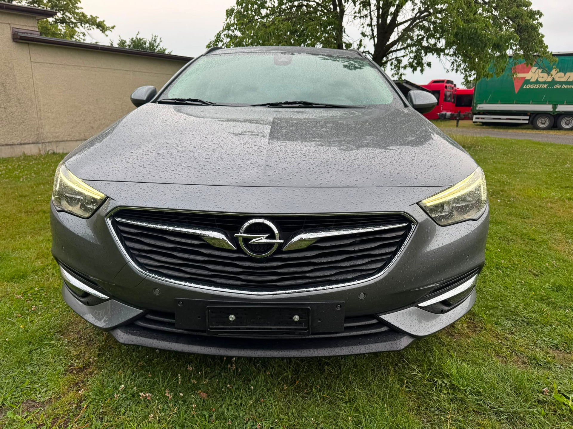 OPEL Insignia 2.0 CDTI Sports Tourer Edition Automatic-image-1