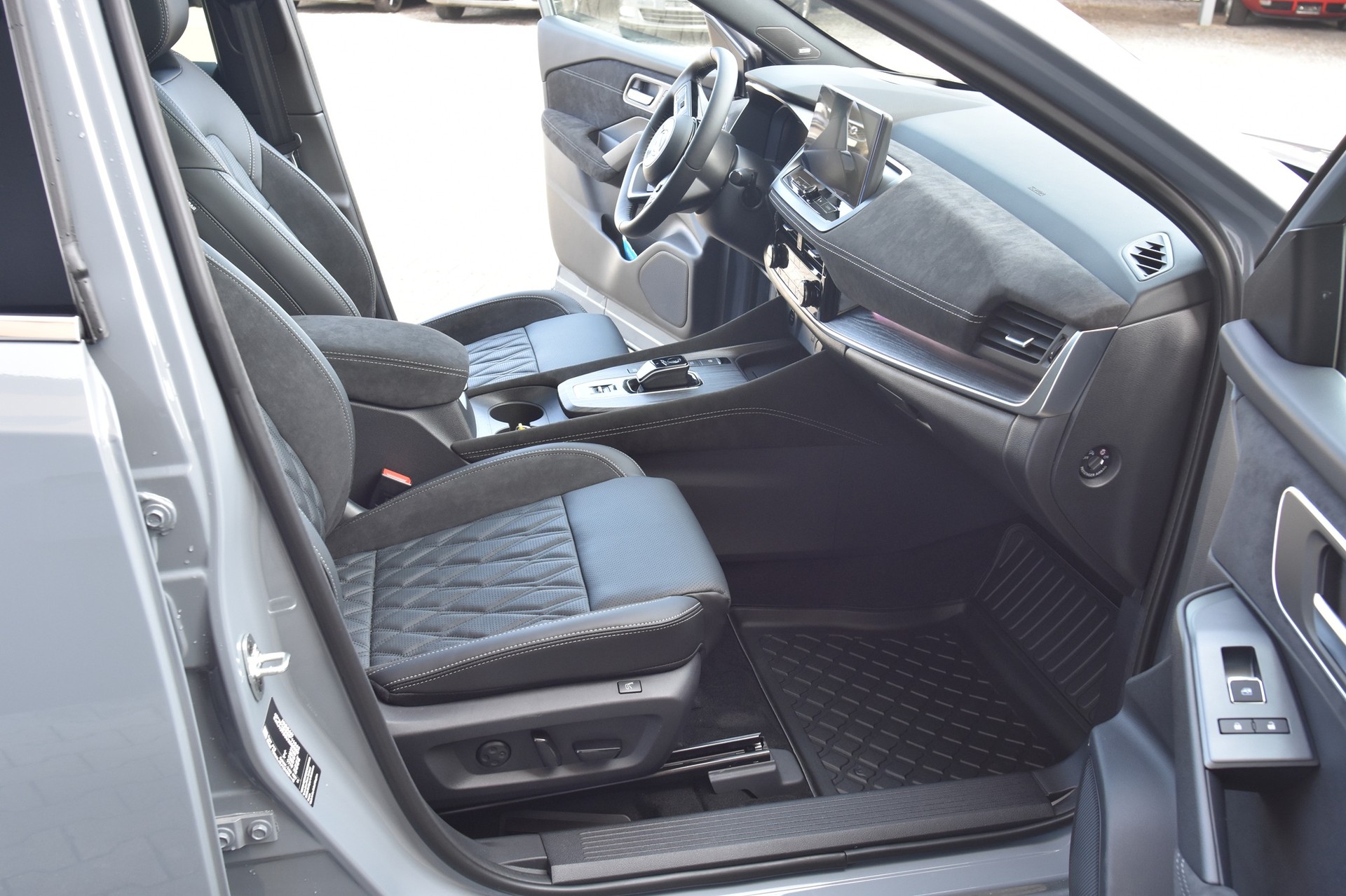 NISSAN Qashqai 1.5 VC-T e-Power Tekna+-image-5