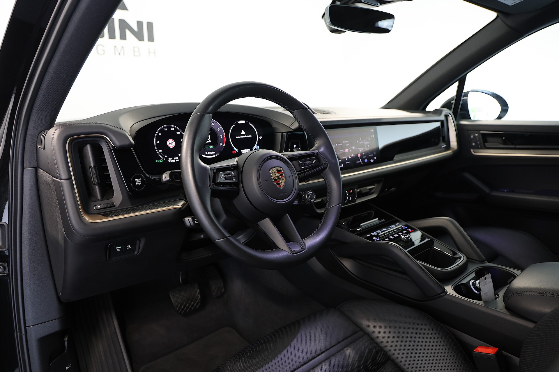 PORSCHE Cayenne E-Hybrid Tiptronic *CH-Fahrzeug* *Vollausstattung*-image-10