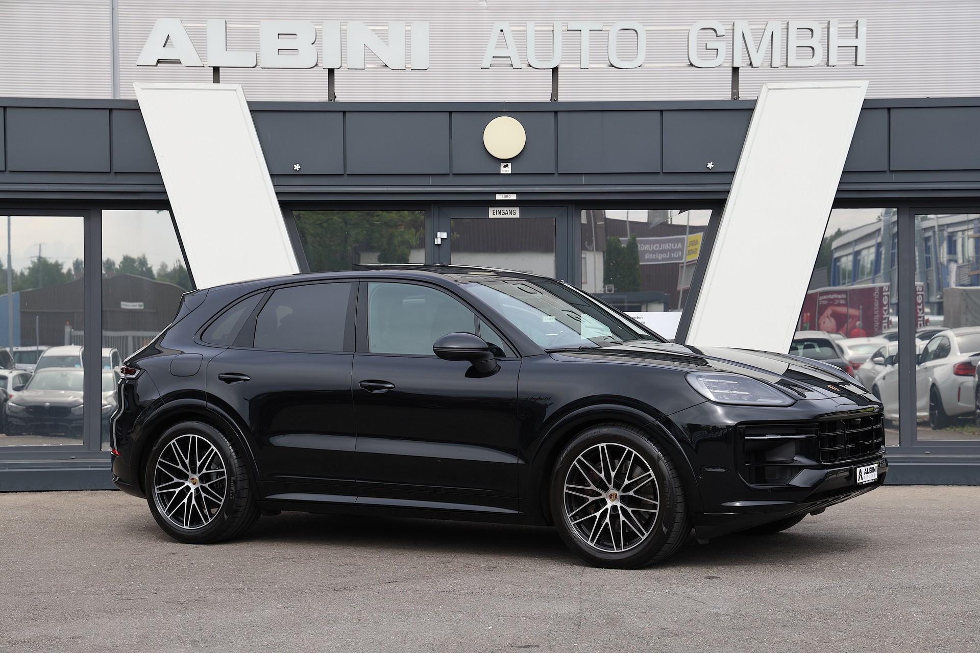 PORSCHE Cayenne E-Hybrid Tiptronic *CH-Fahrzeug* *Vollausstattung*-image-1