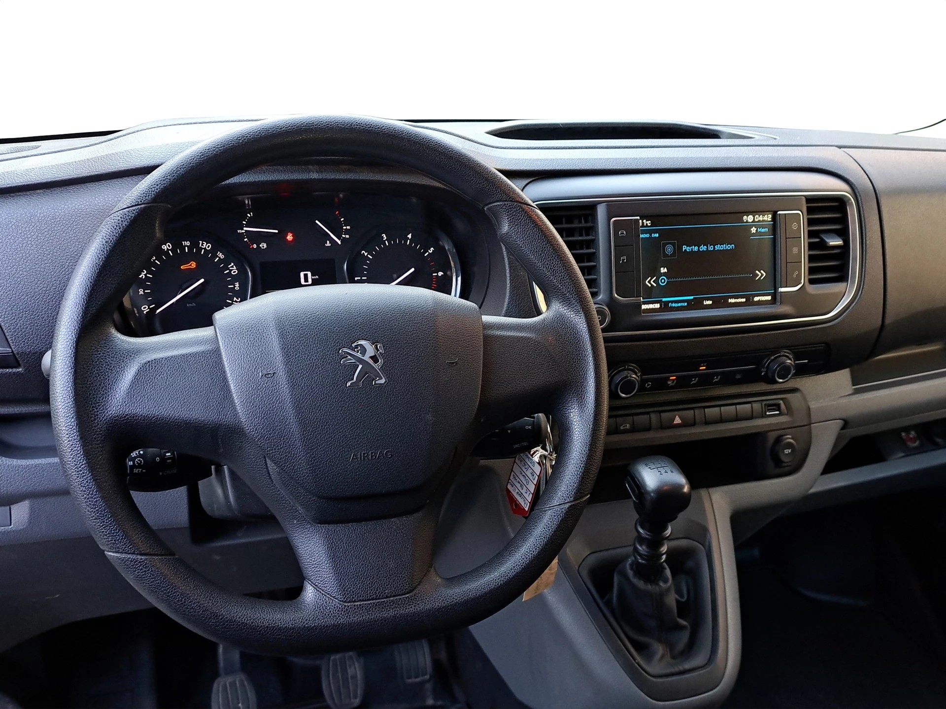 PEUGEOT Expert 1.5 BlueHDi 120 S&S Premium Standard-image-6