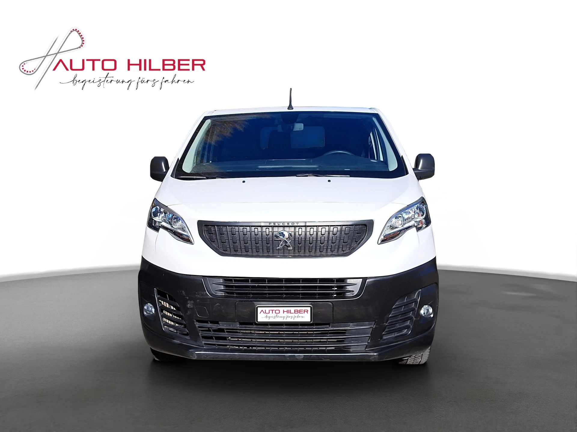 PEUGEOT Expert 1.5 BlueHDi 120 S&S Premium Standard-image-1