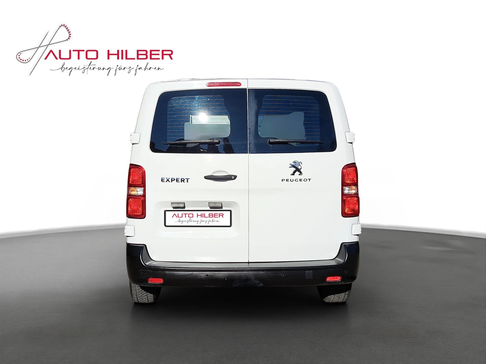 PEUGEOT Expert 1.5 BlueHDi 120 S&S Premium Standard-image-4