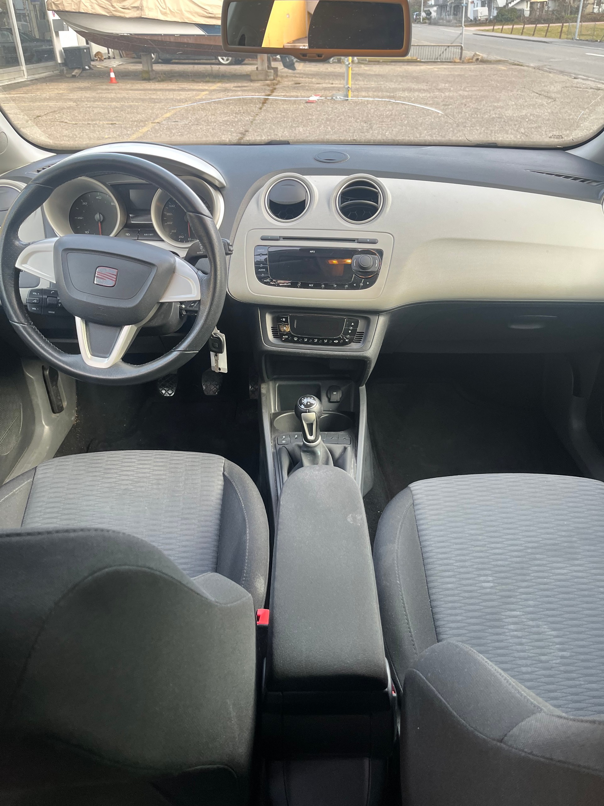 SEAT Ibiza 1.6 TDI Sport-image-7