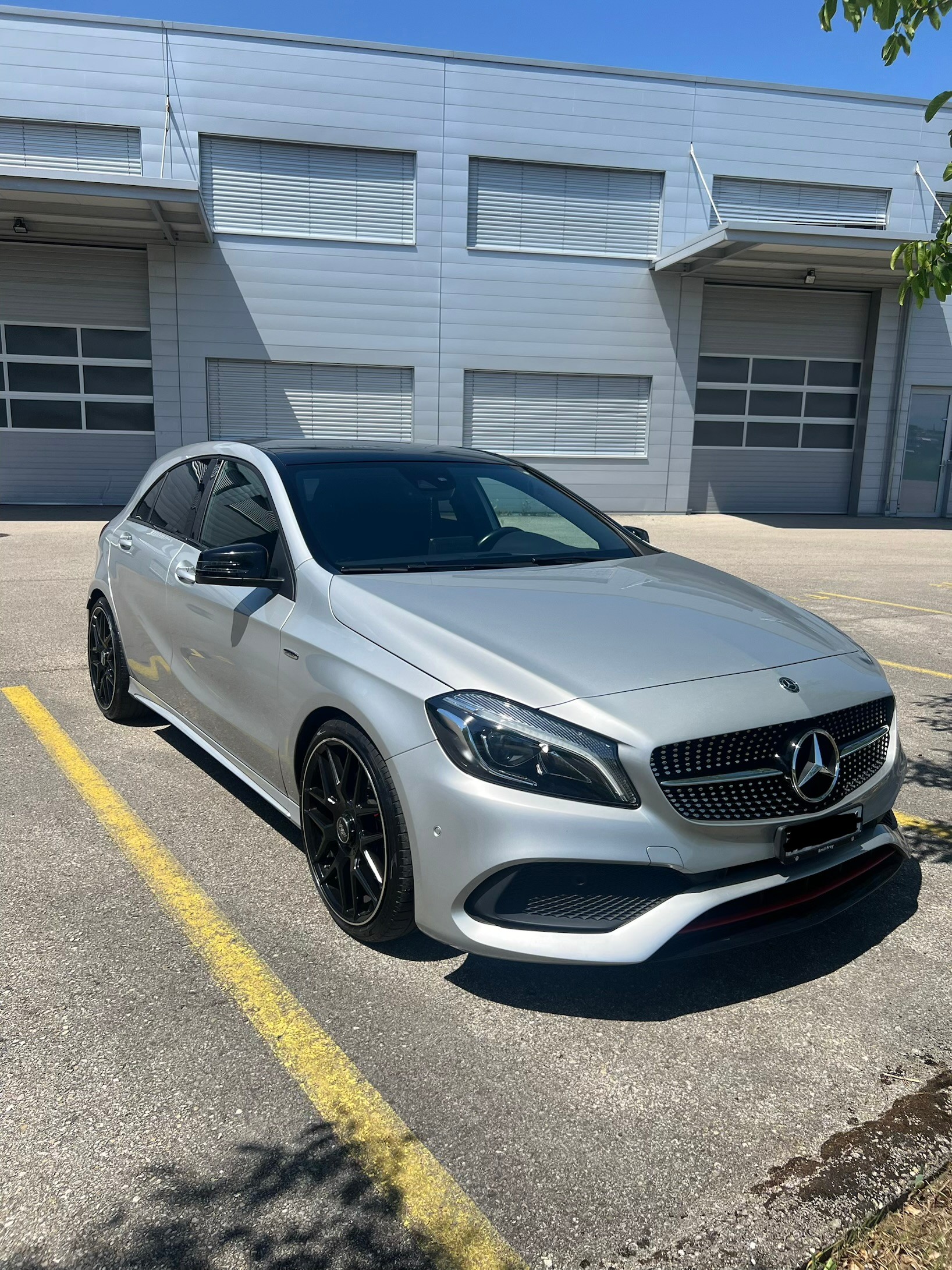 MERCEDES-BENZ A 250 Sport Active Star 4m-image-0