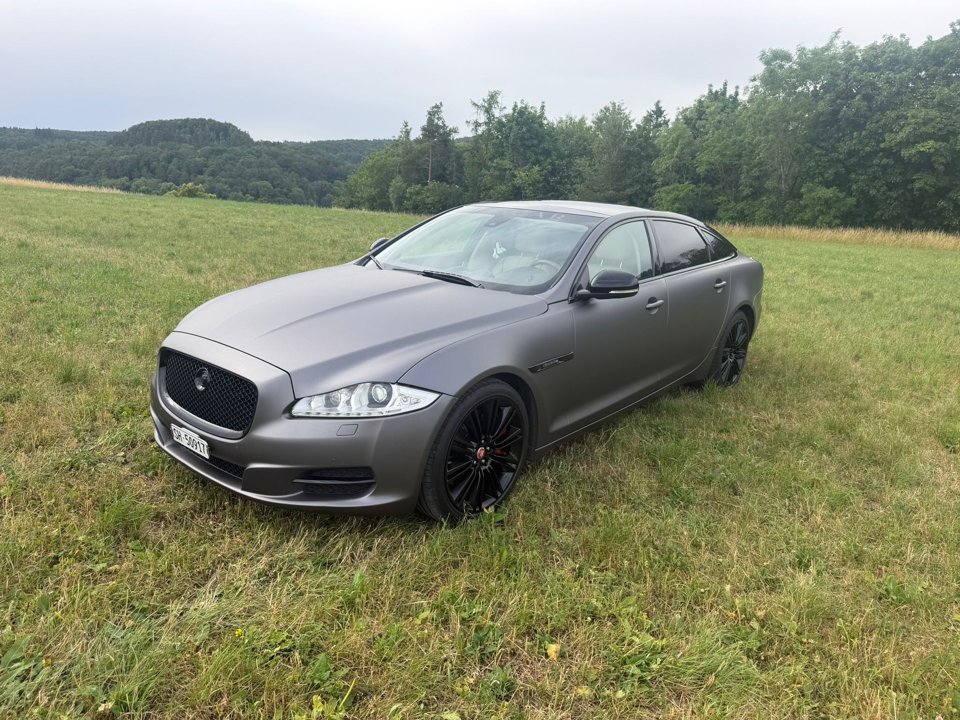 JAGUAR XJ 5.0 V8 S/C Supersport LWB-image-2