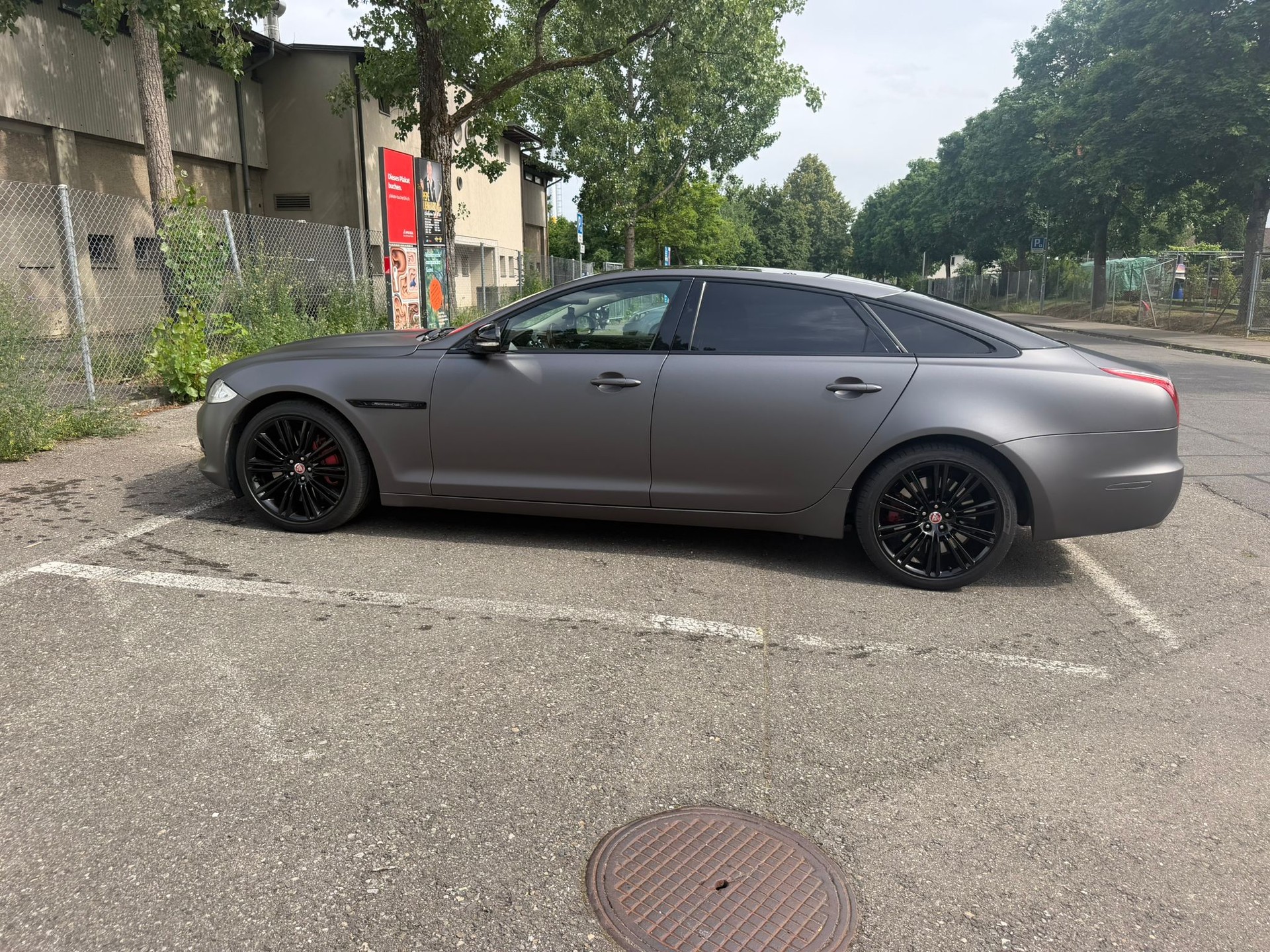 JAGUAR XJ 5.0 V8 S/C Supersport LWB-image-3