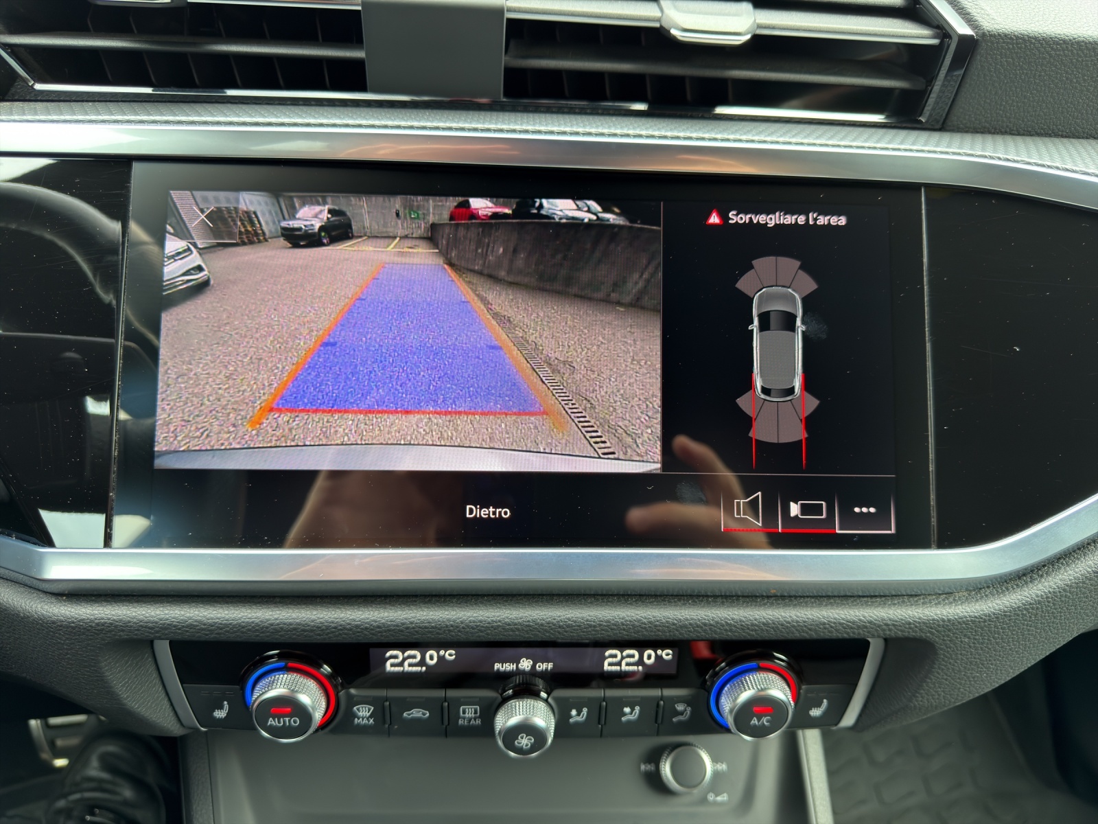 AUDI Q3 Sportback 35 TFSI S line Attraction S-tronic-image-13