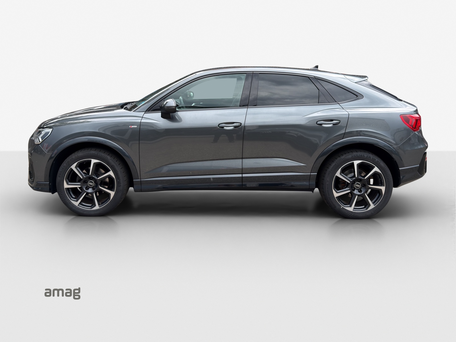 AUDI Q3 Sportback 35 TFSI S line Attraction S-tronic-image-1