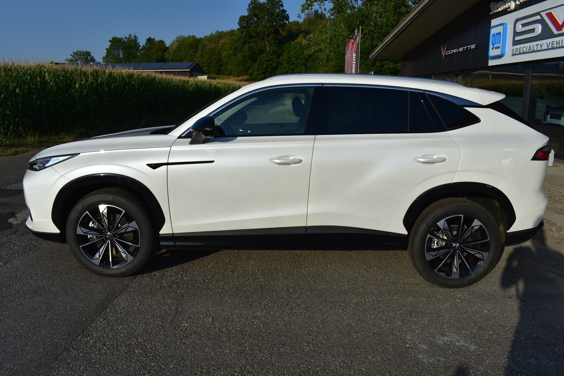 MG HS 1.5 Hybrid+ Luxury-image-1