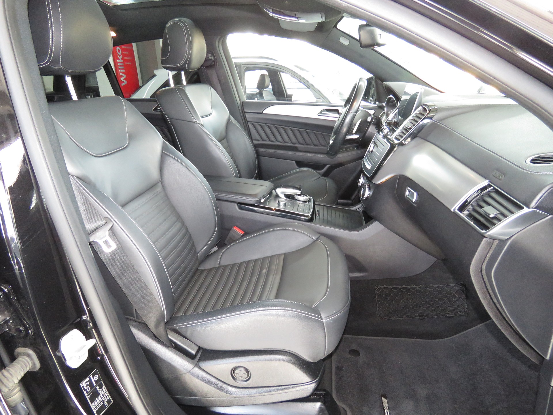 MERCEDES-BENZ GLE Coupé 43 AMG 4Matic 9G-Tronic-image-13