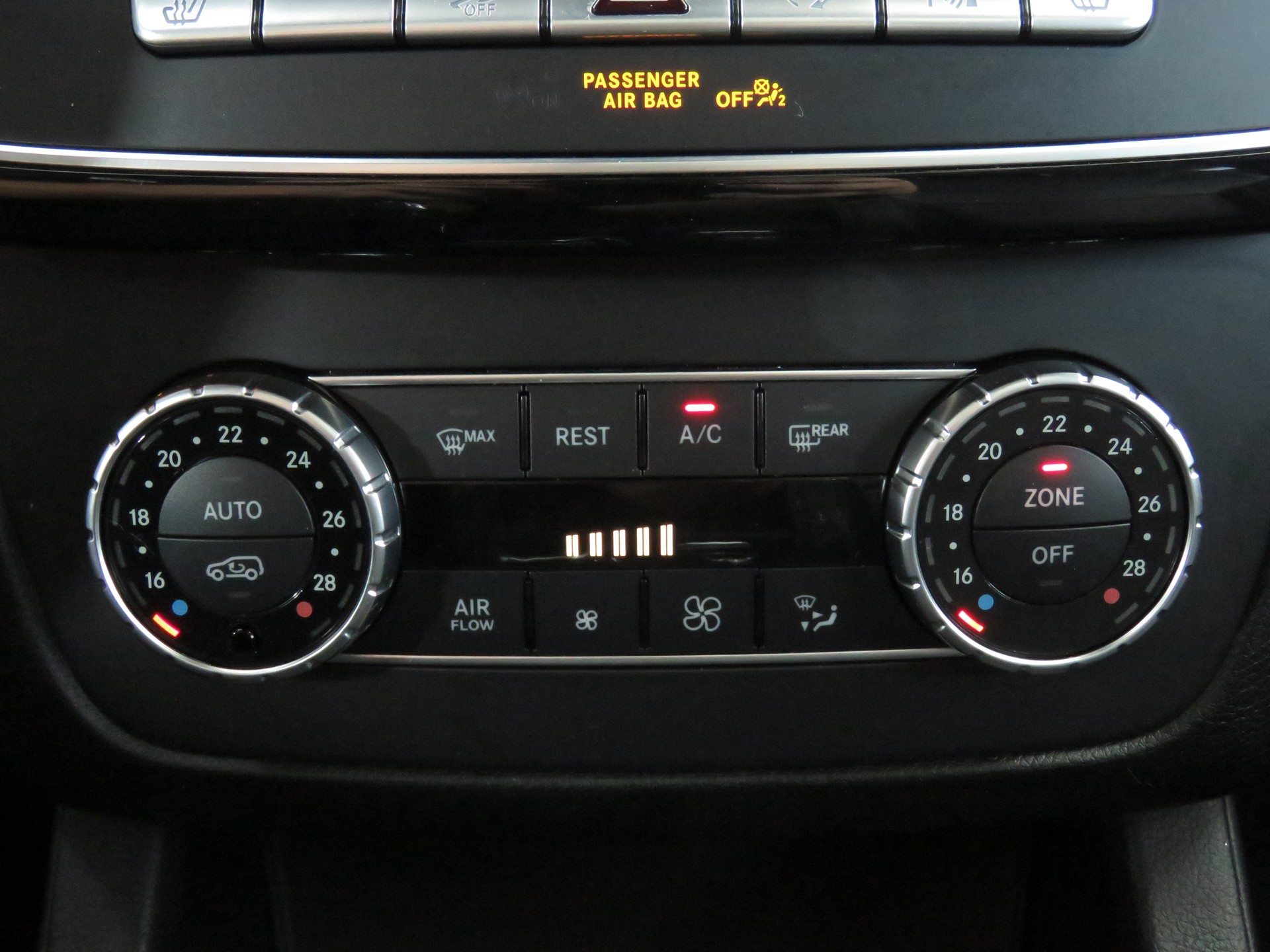 MERCEDES-BENZ GLE Coupé 43 AMG 4Matic 9G-Tronic-image-18