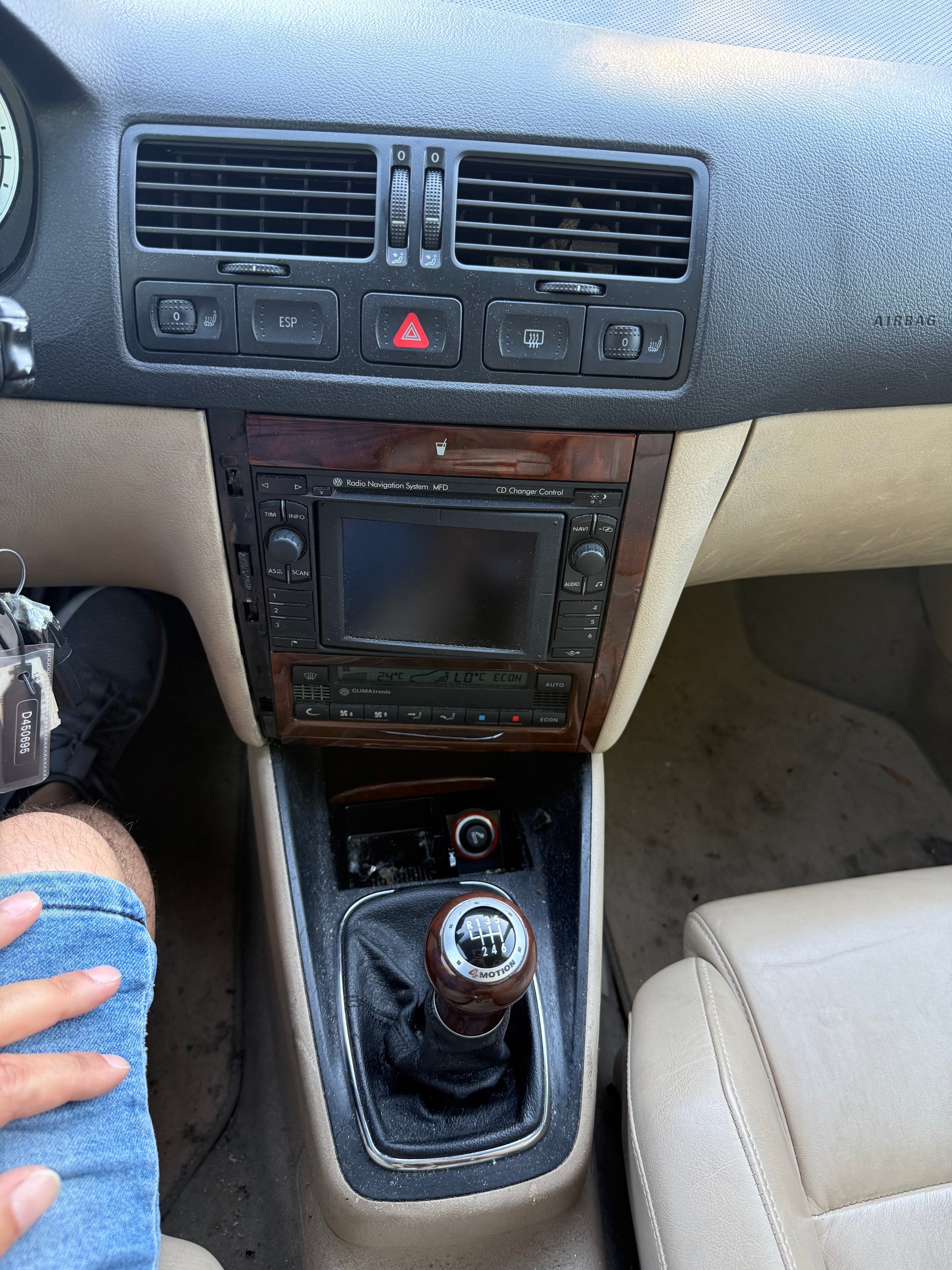 VW BORA-image-14