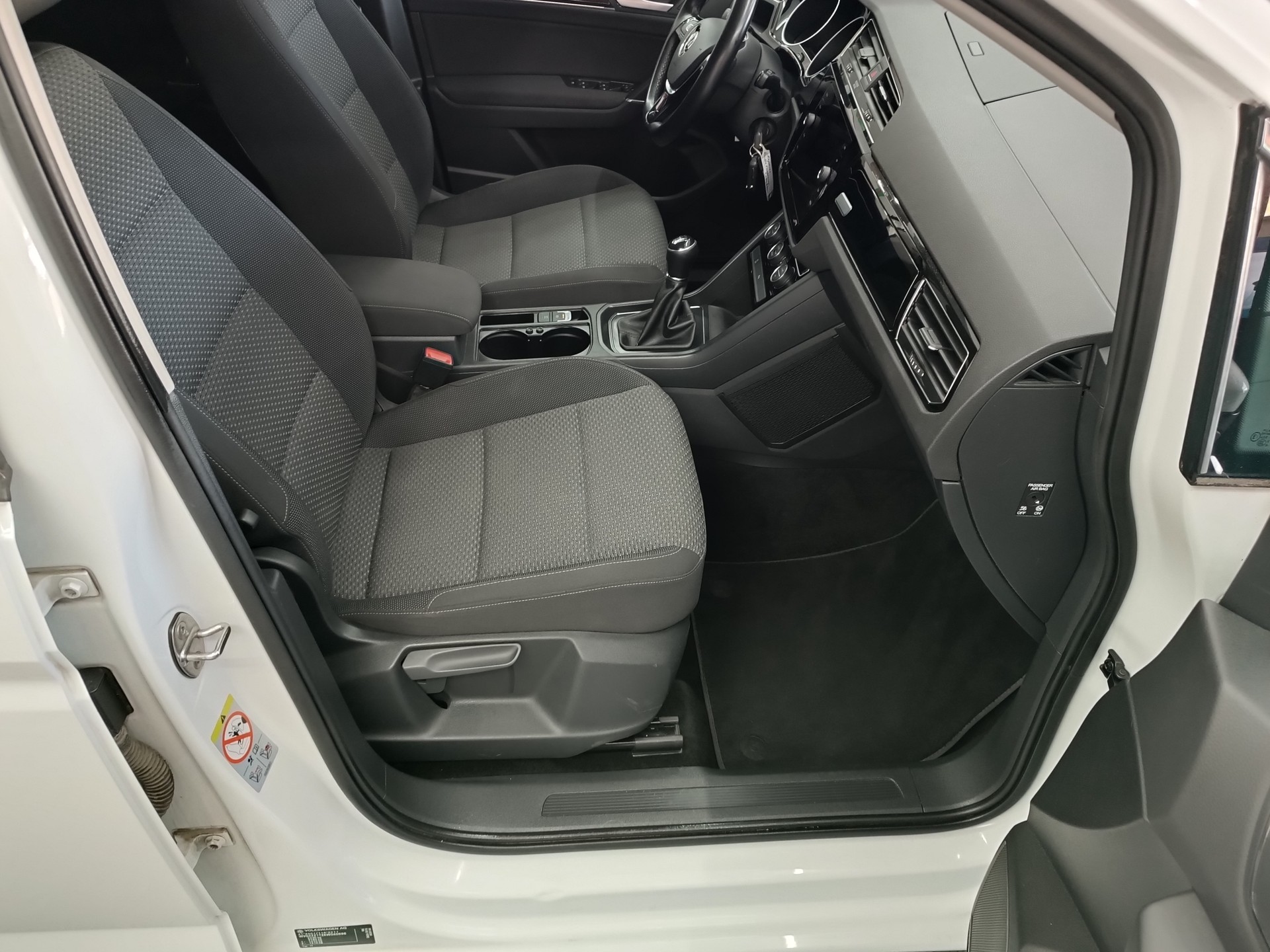 VW Touran 1.5 TSI EVO Comfortline-image-11