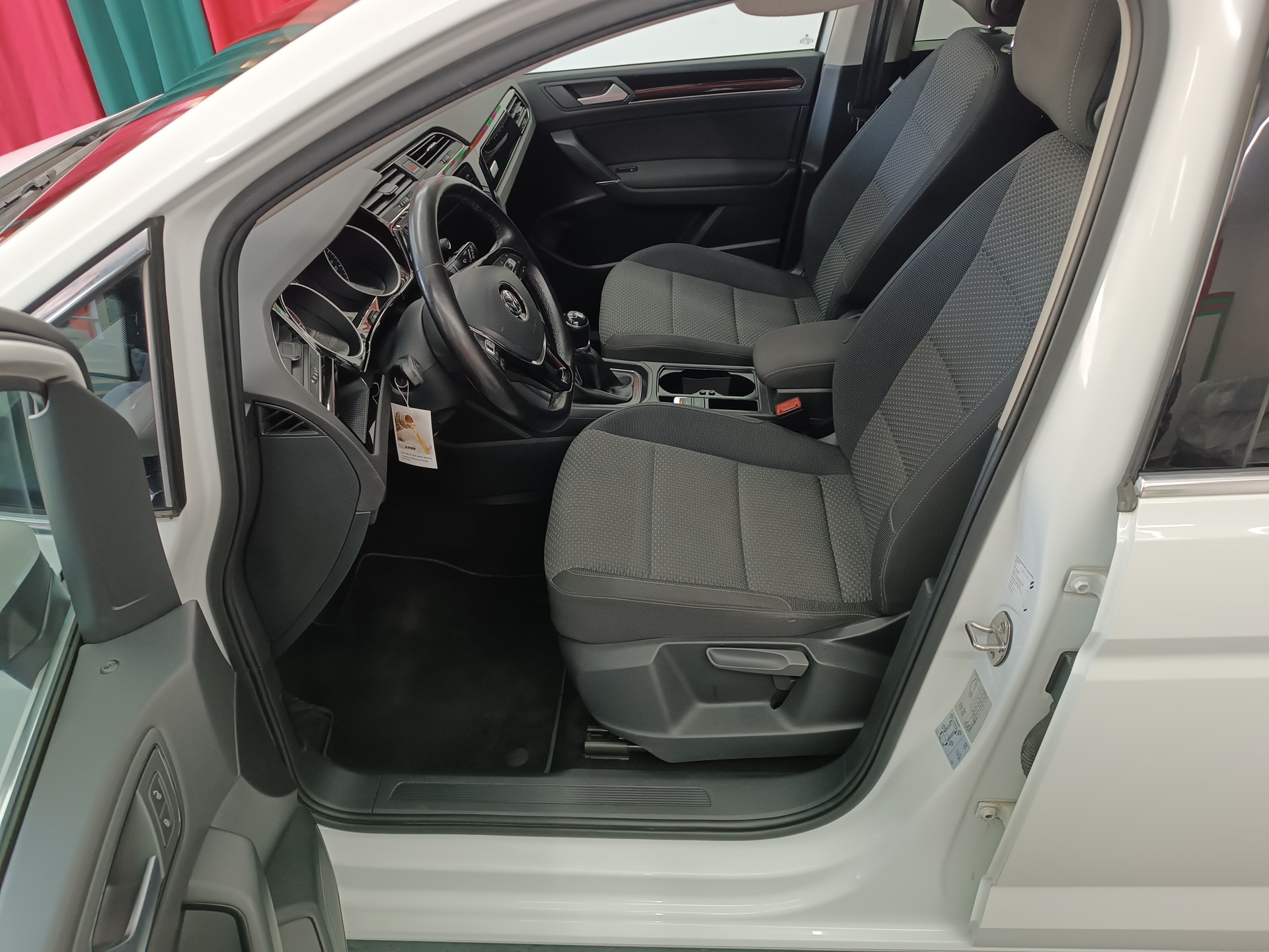 VW Touran 1.5 TSI EVO Comfortline-image-10