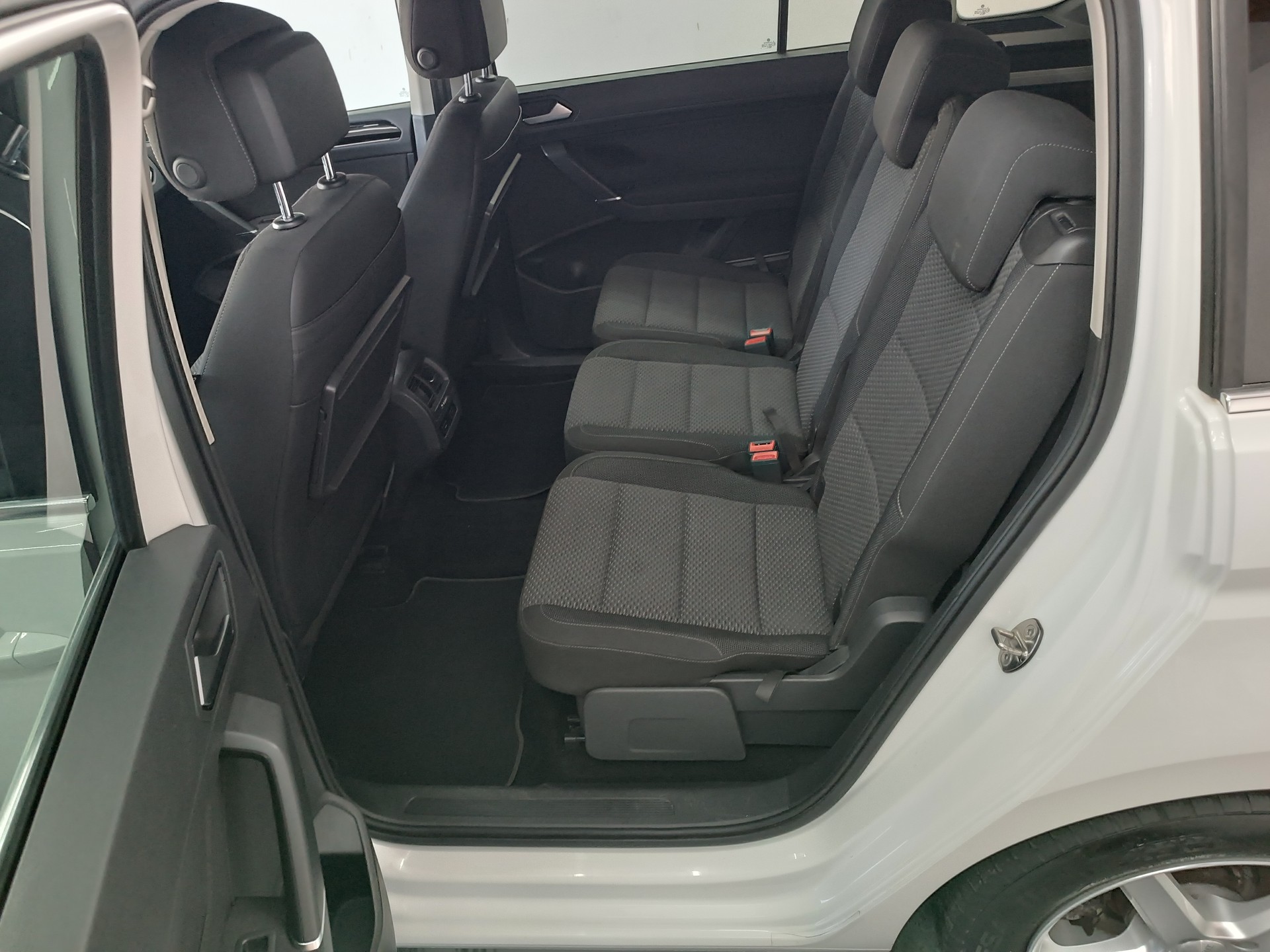 VW Touran 1.5 TSI EVO Comfortline-image-13