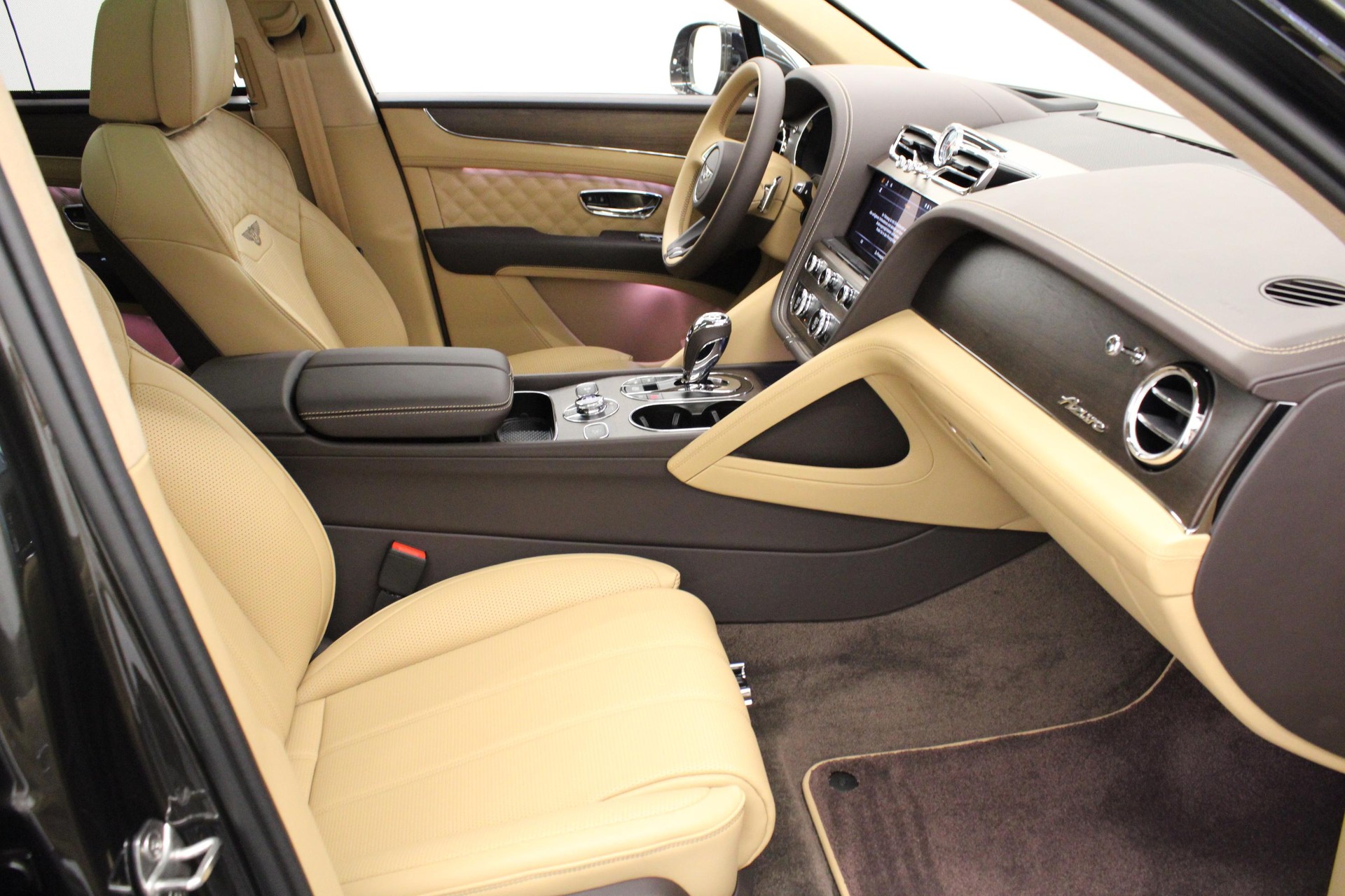 BENTLEY Bentayga 3.0 V6 Hybrid Azure-image-22