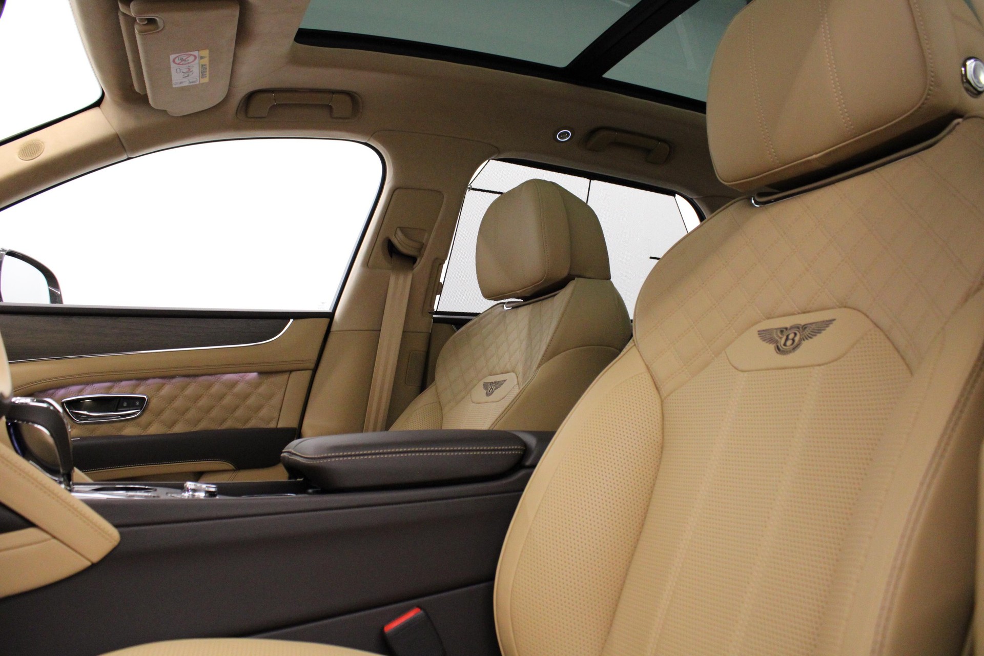 BENTLEY Bentayga 3.0 V6 Hybrid Azure-image-18