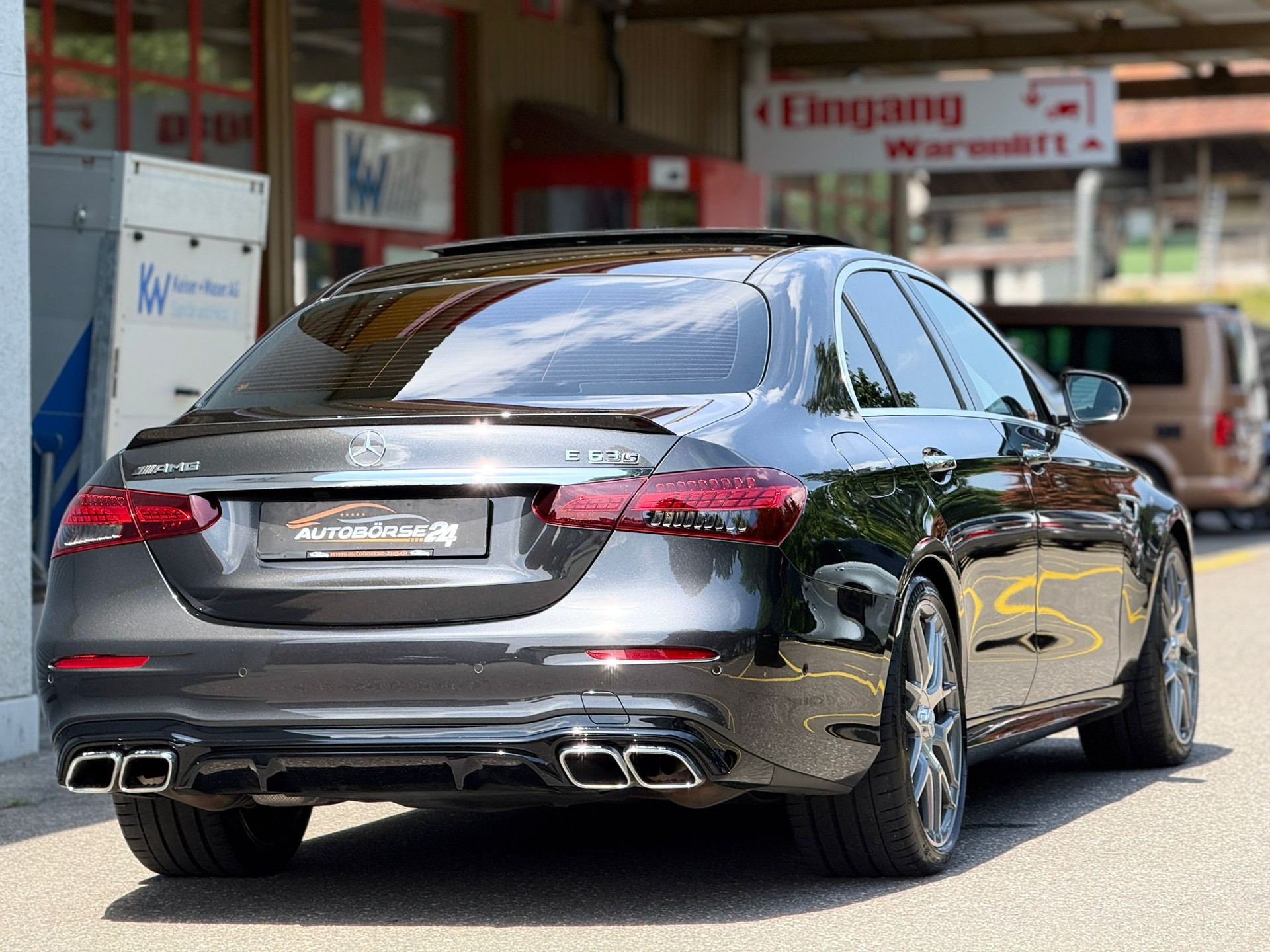 MERCEDES-BENZ E 63 S AMG 4matic+-image-4