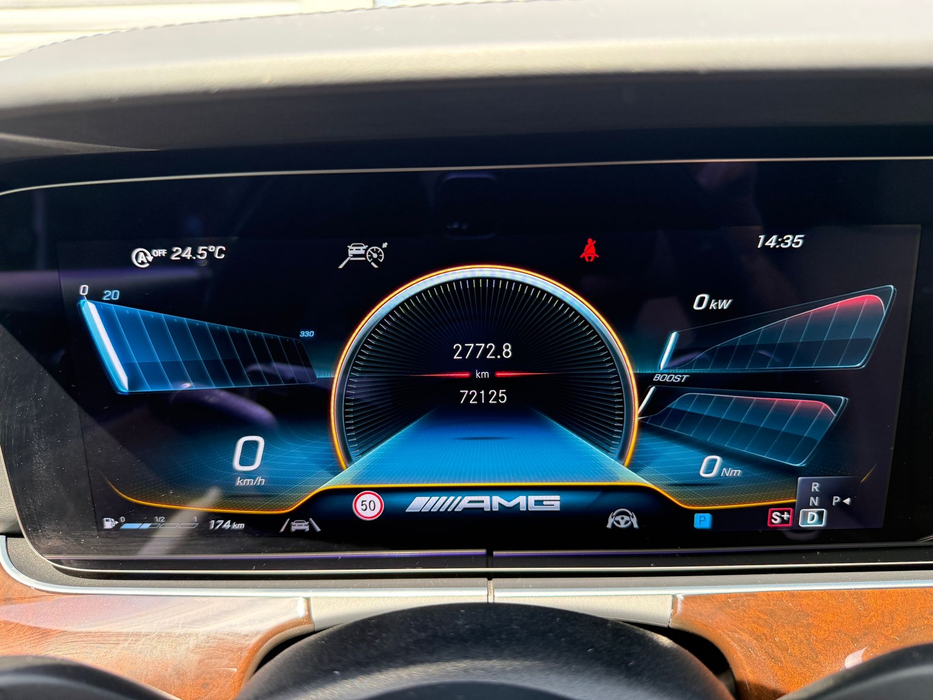 MERCEDES-BENZ E 63 S AMG 4matic+-image-22