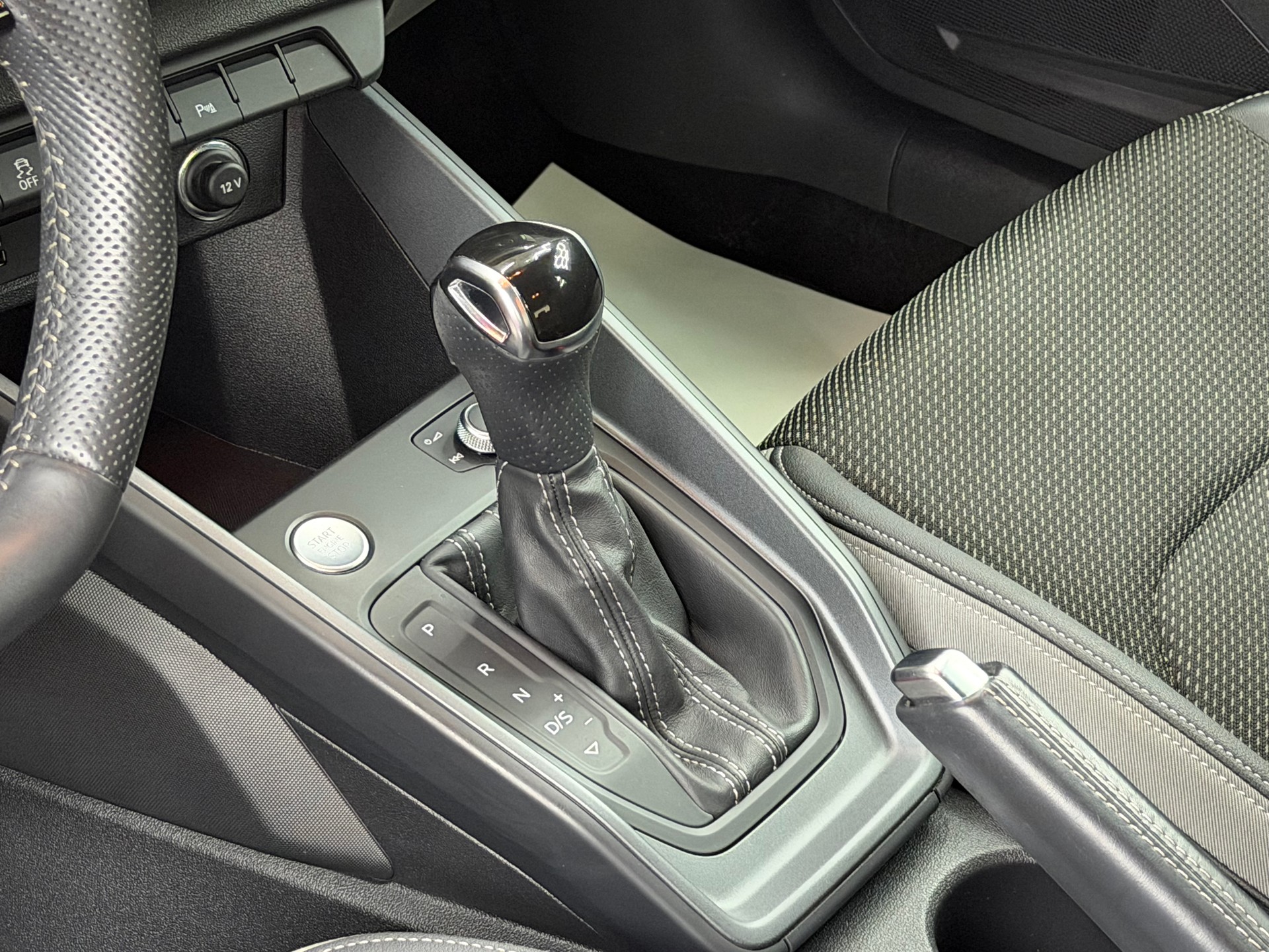 AUDI A1 Sportback 30 TFSI S Line S-tronic-image-10