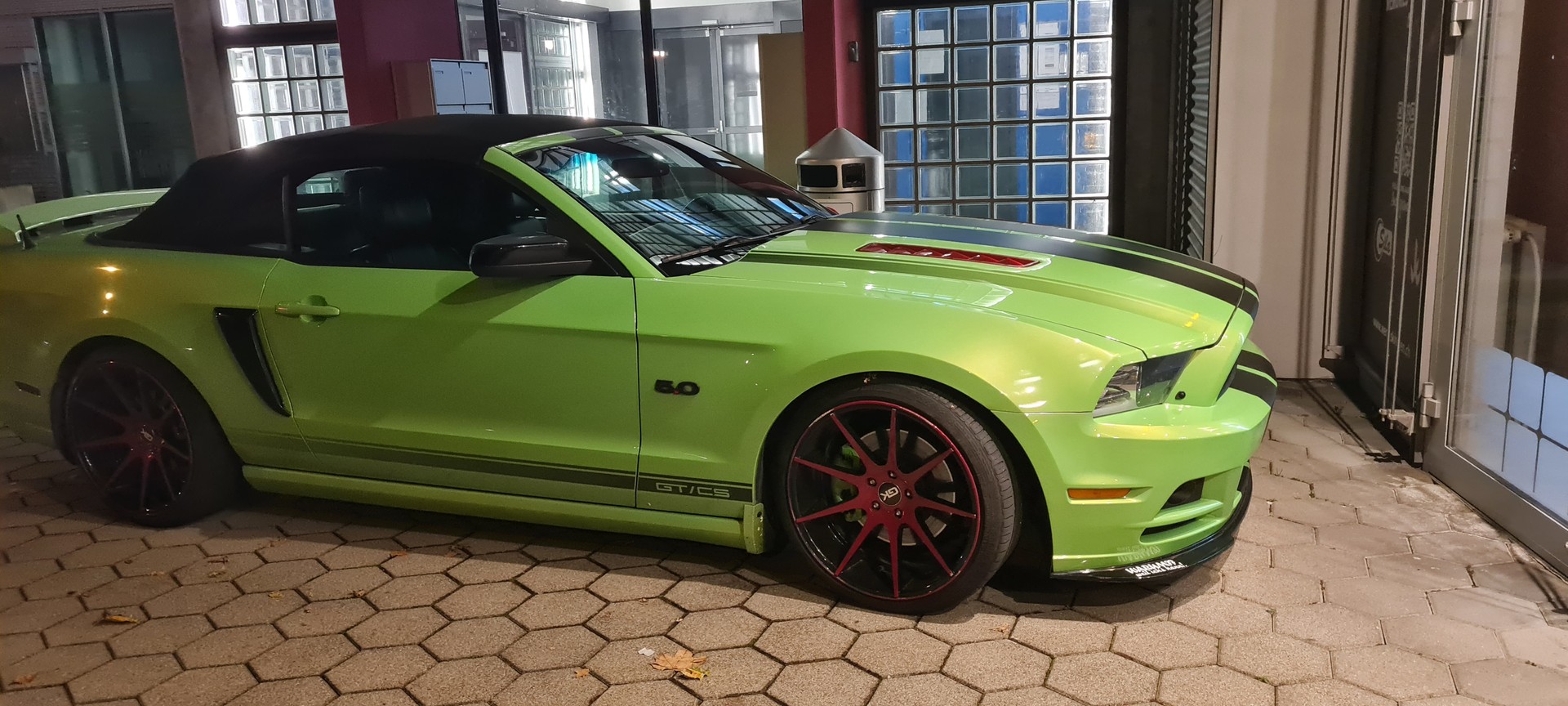 FORD 5.0 V8 GT Premium-image-0