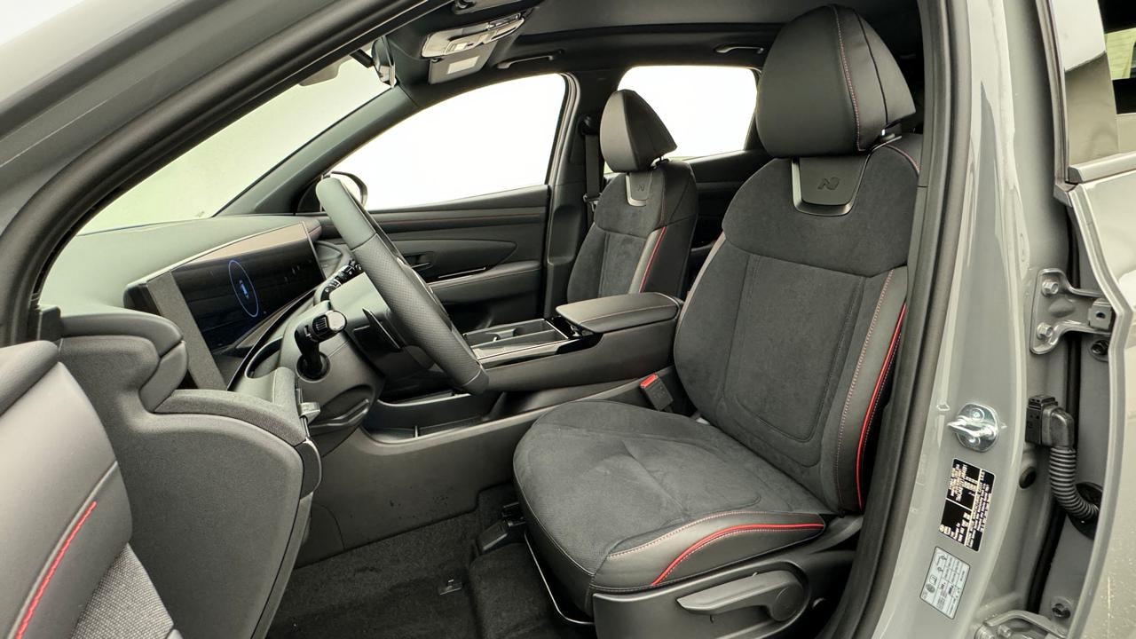 HYUNDAI Tucson 1.6 TGDI PHEV N-Line 4WD-image-4