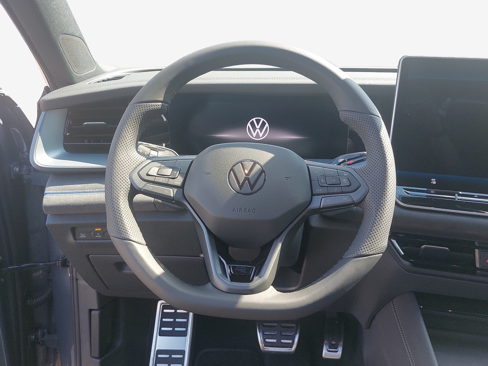 VW Tayron 2.0 TSI R-Line Plus DSG 4Motion-image-9