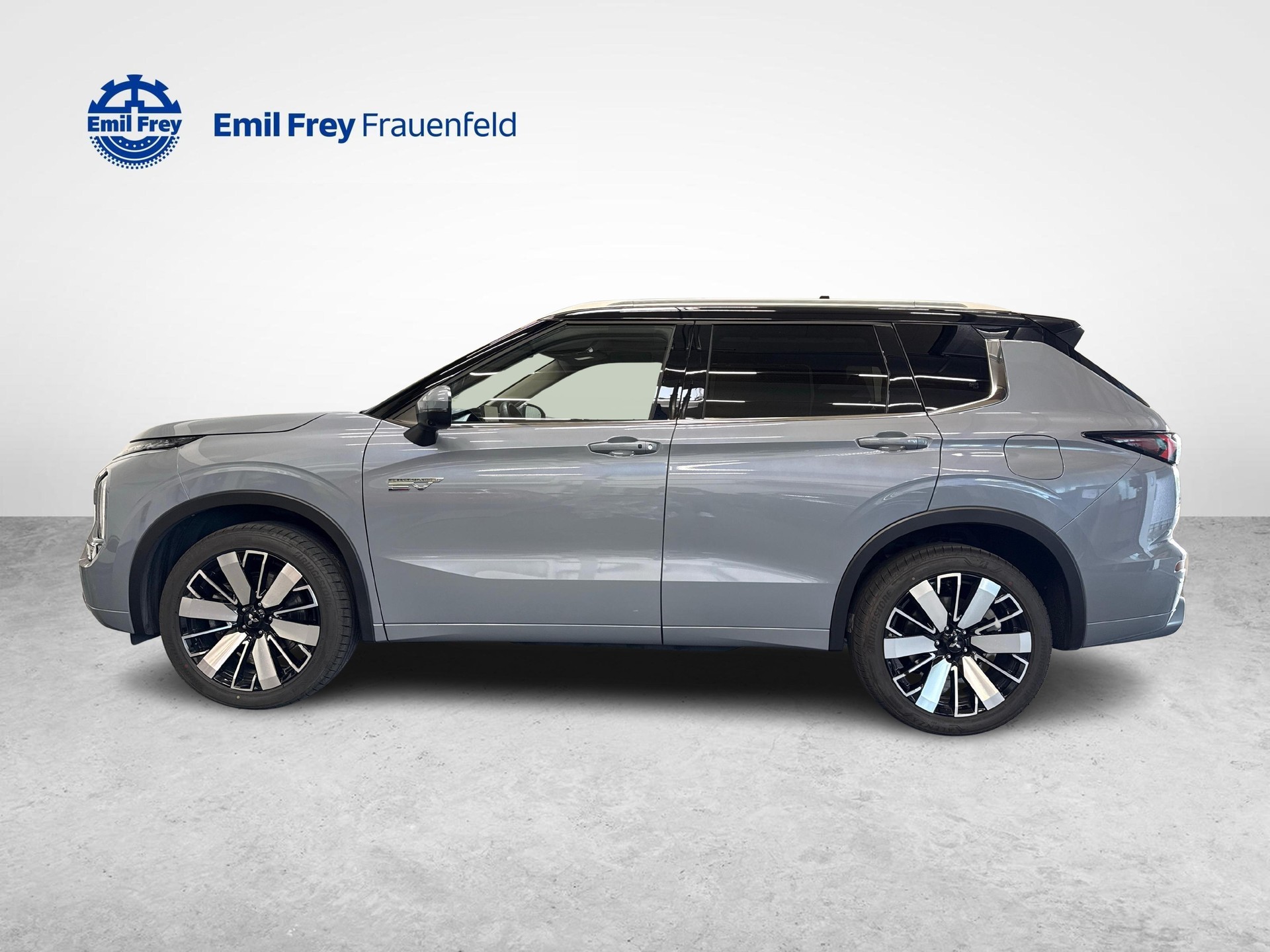 MITSUBISHI Outlander 2.4 PHEV Instyle 4x4-image-1