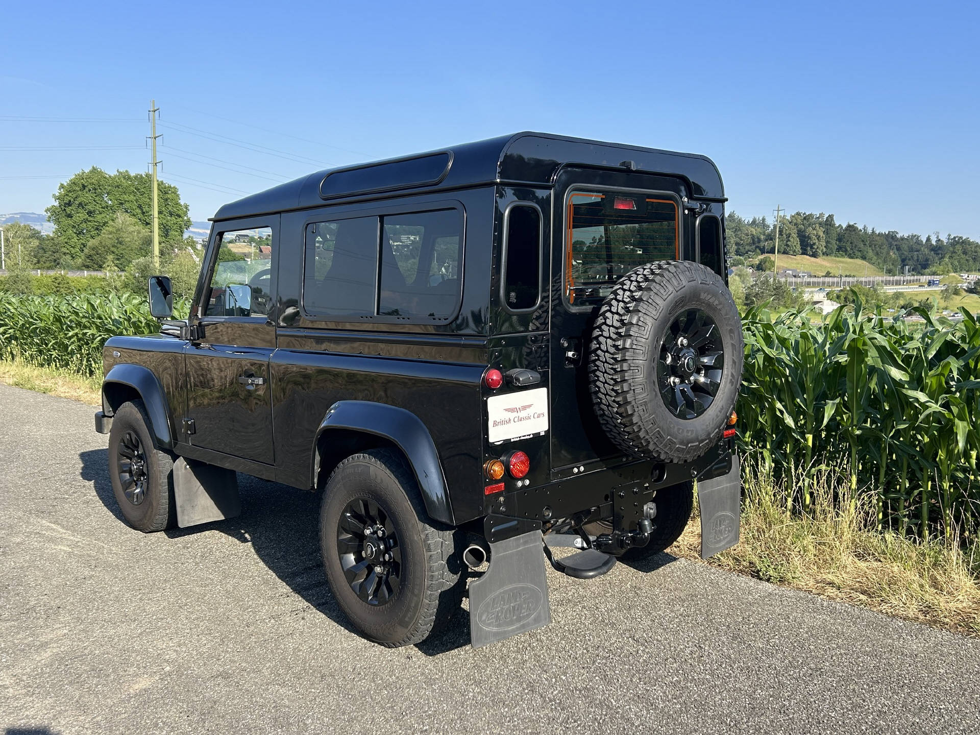 LAND ROVER Defender 90 2.2 TD4 SW-image-2