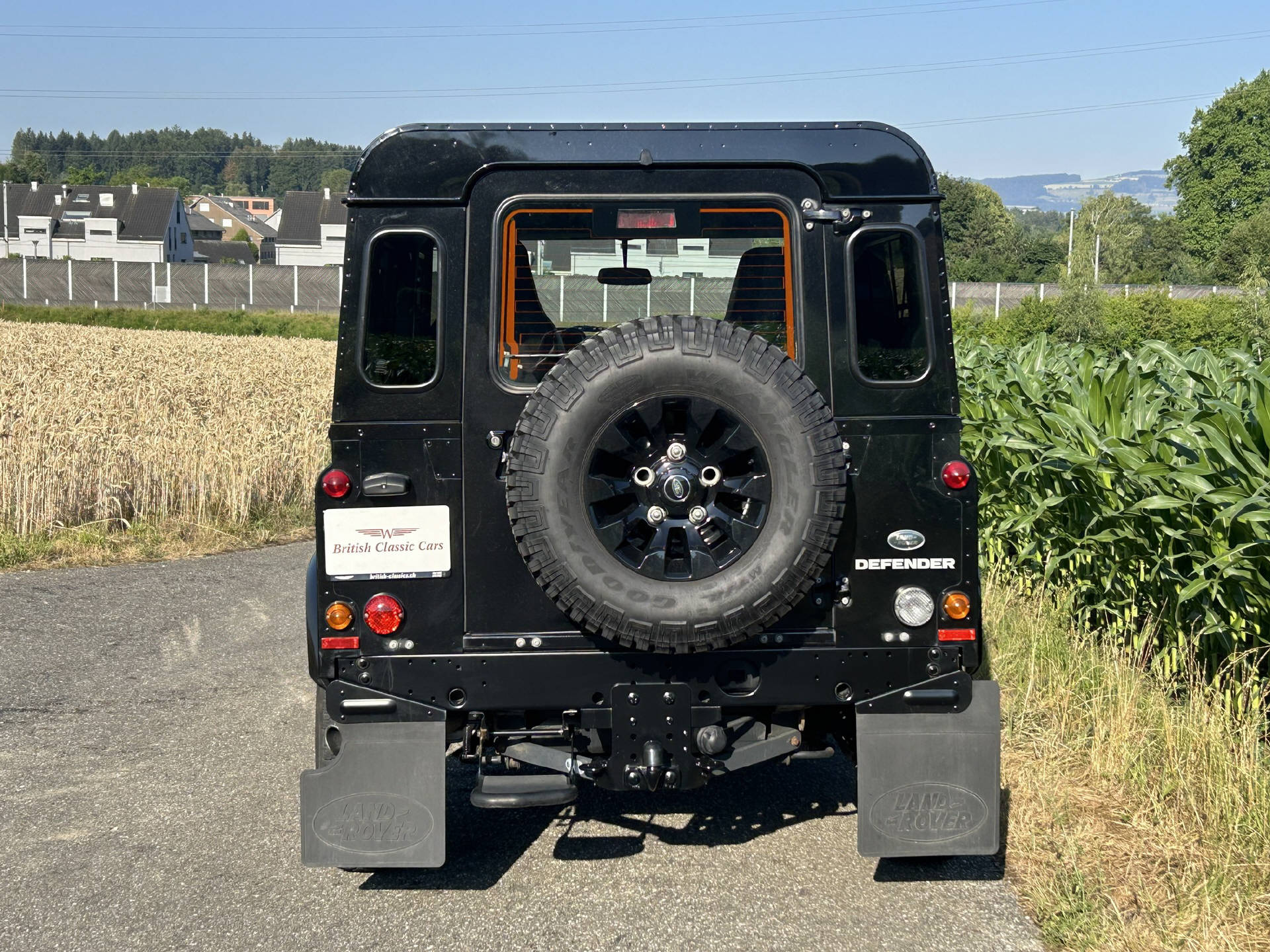 LAND ROVER Defender 90 2.2 TD4 SW-image-3