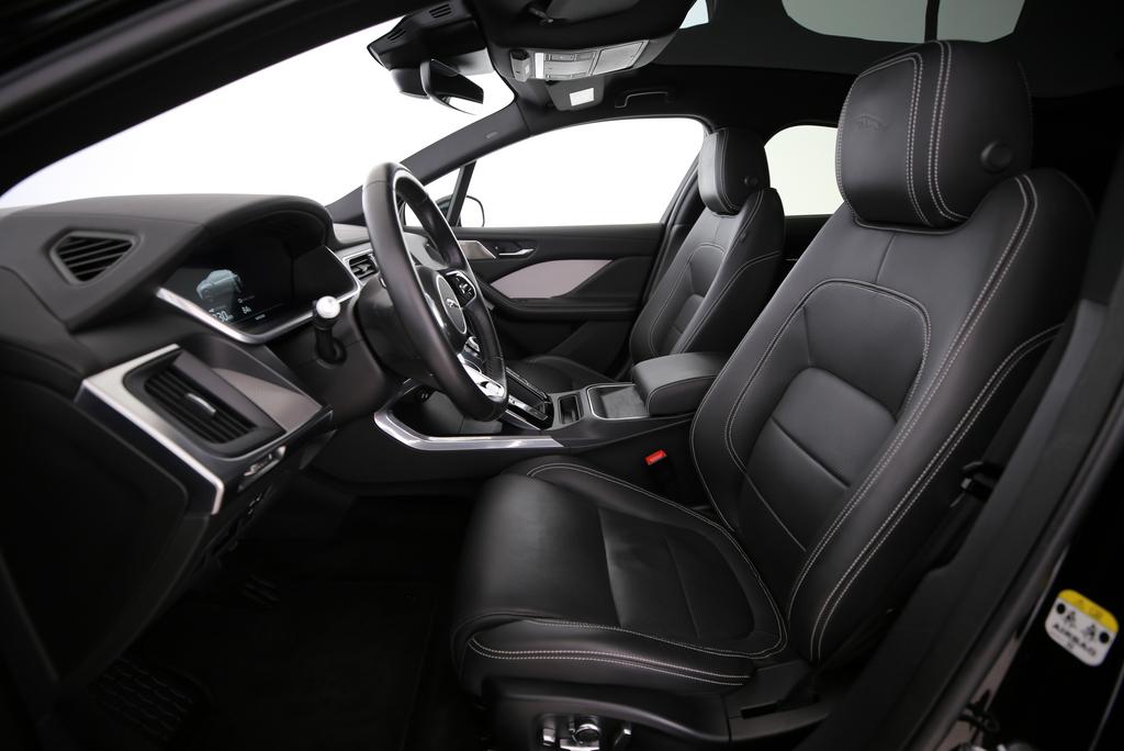 JAGUAR I-Pace EV400 HSE AWD-image-4