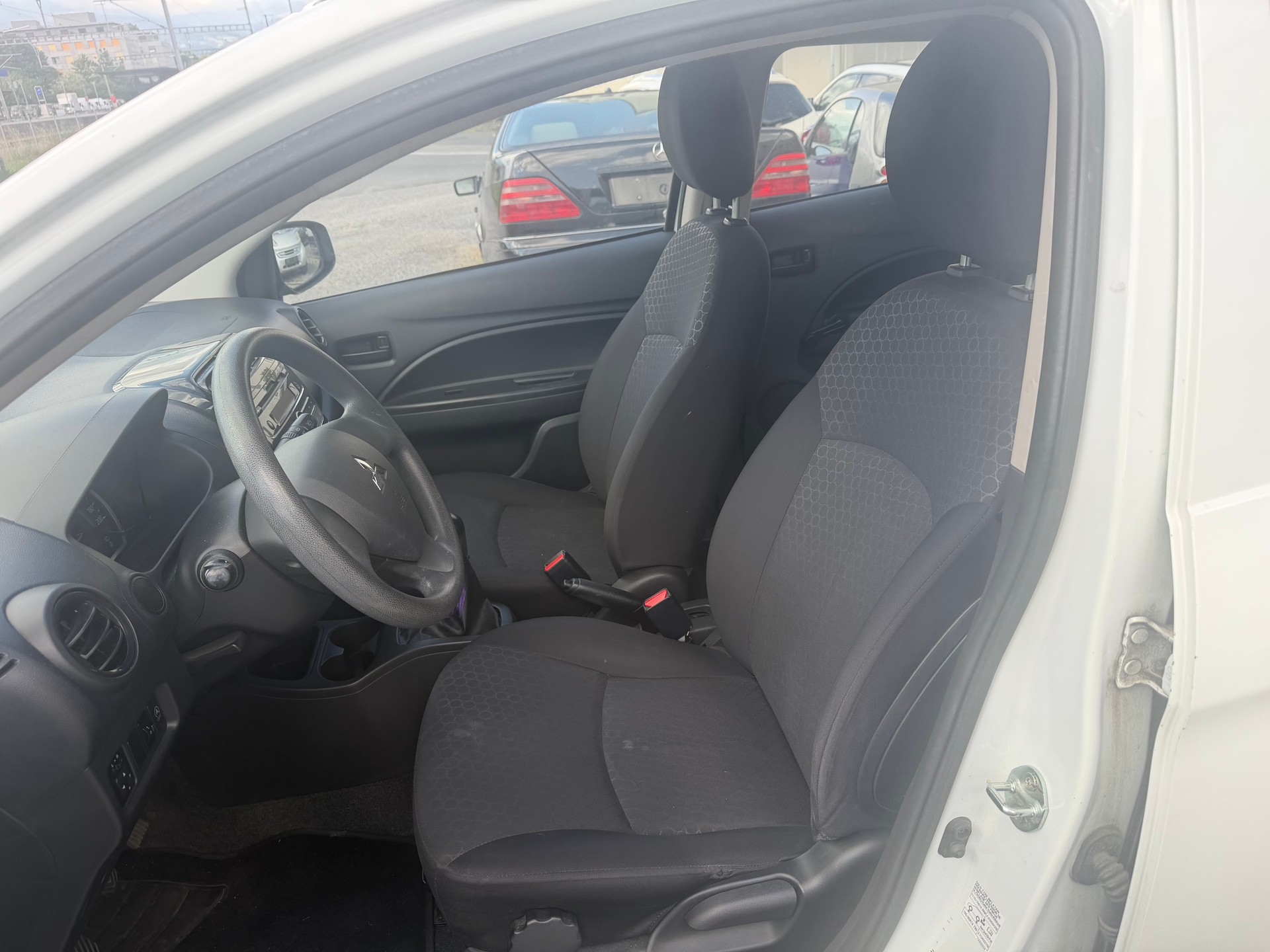 MITSUBISHI Space Star 1.0 Inform-image-7