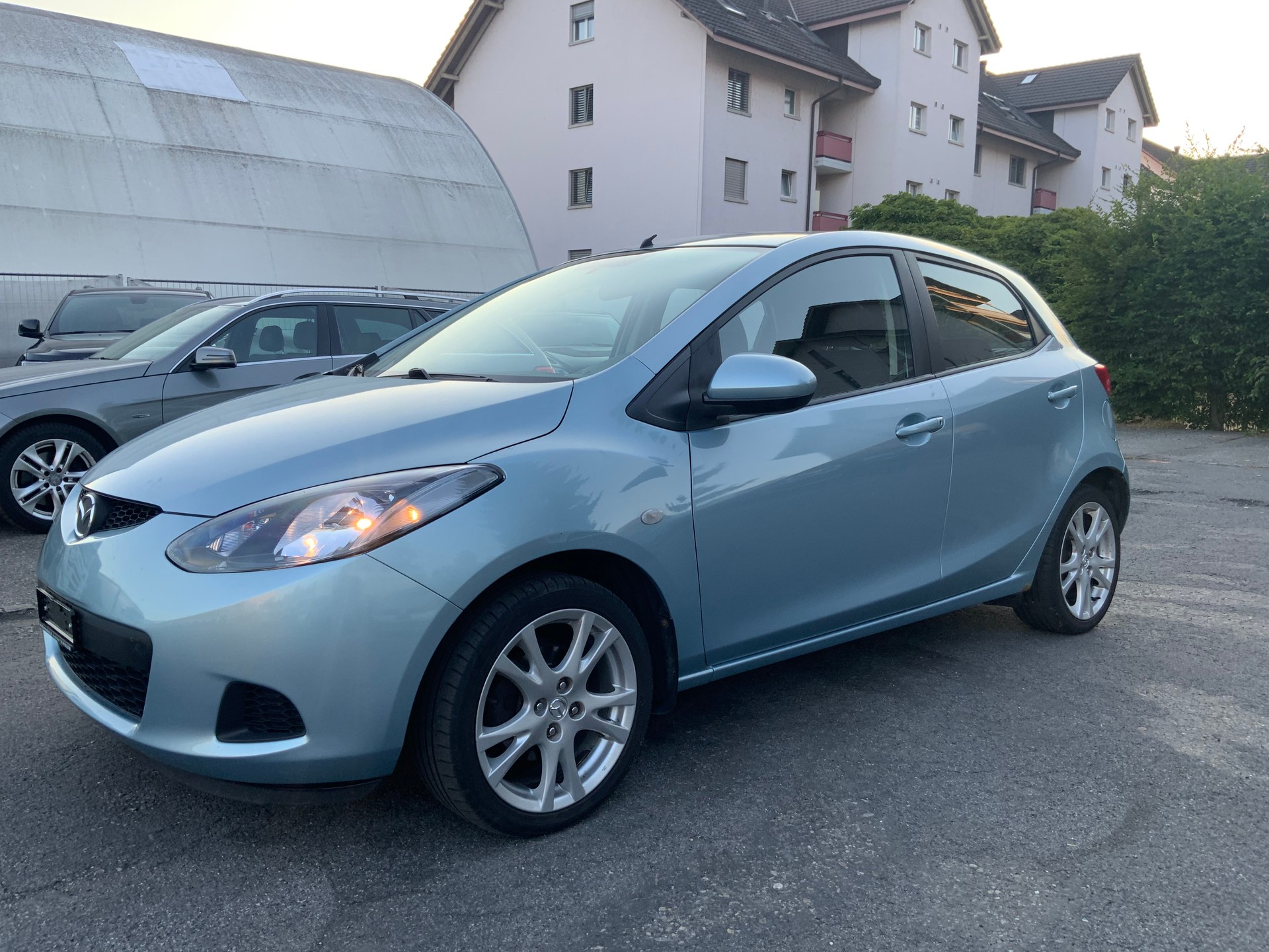 MAZDA 2 1.3i 16V Exclusive-image-1
