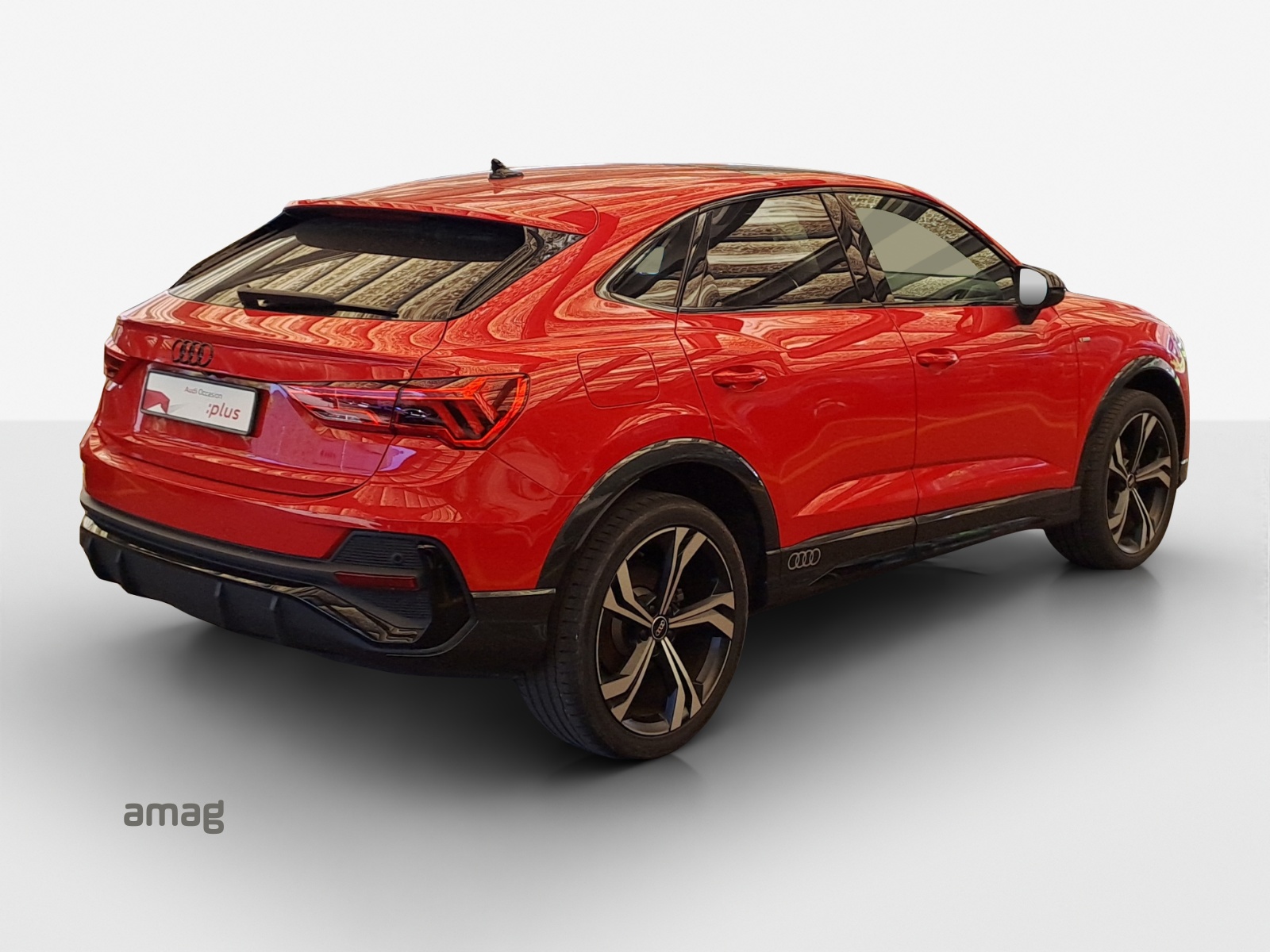 AUDI Q3 Sportback 35 TFSI S line Attraction S-tronic-image-4