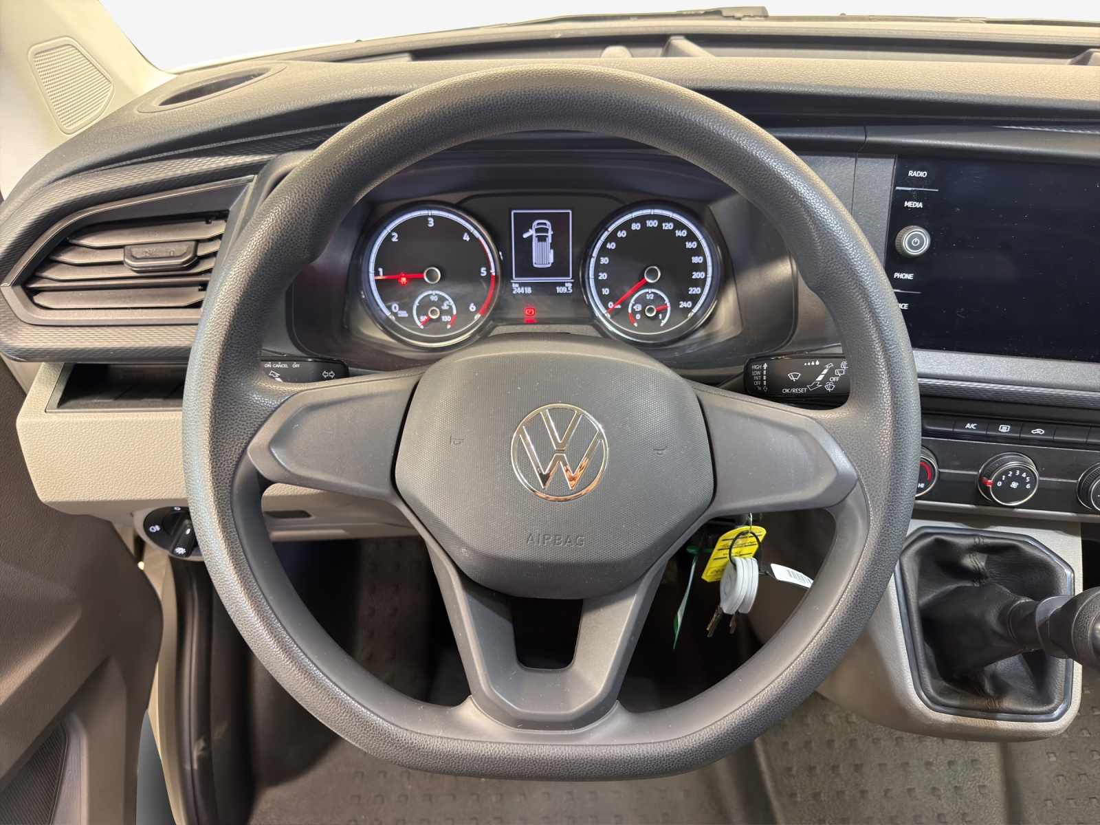 VW T6.1 2.0 TDI-image-9