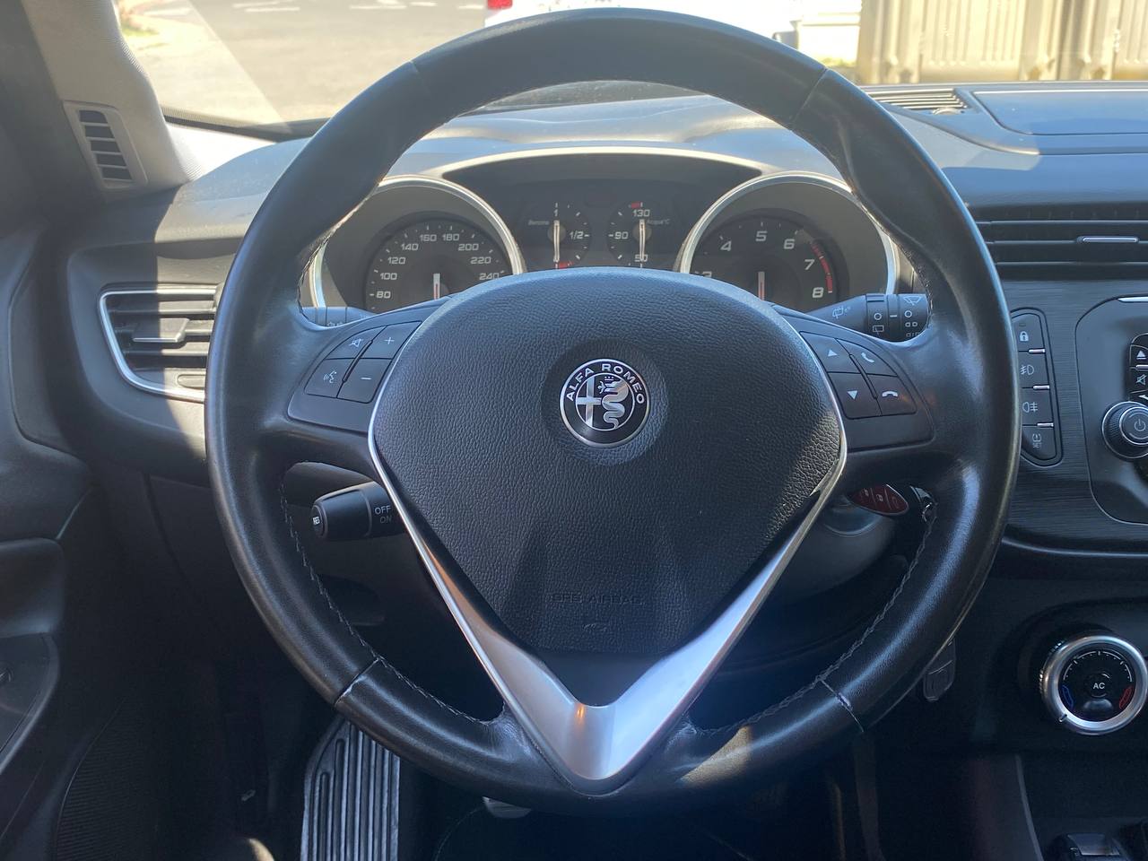 ALFA ROMEO Giulietta 1.4 T Progression-image-12