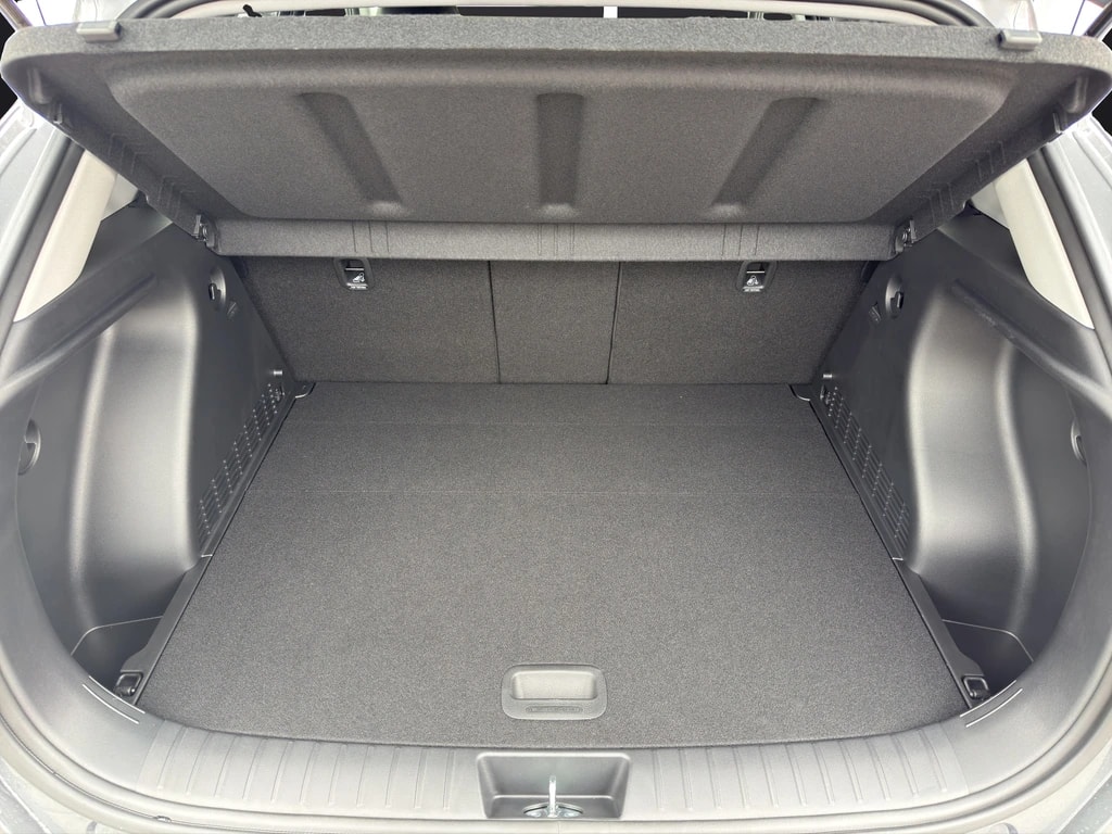 HYUNDAI Kona 1.6 GDi HEV Amplia DCT-image-11