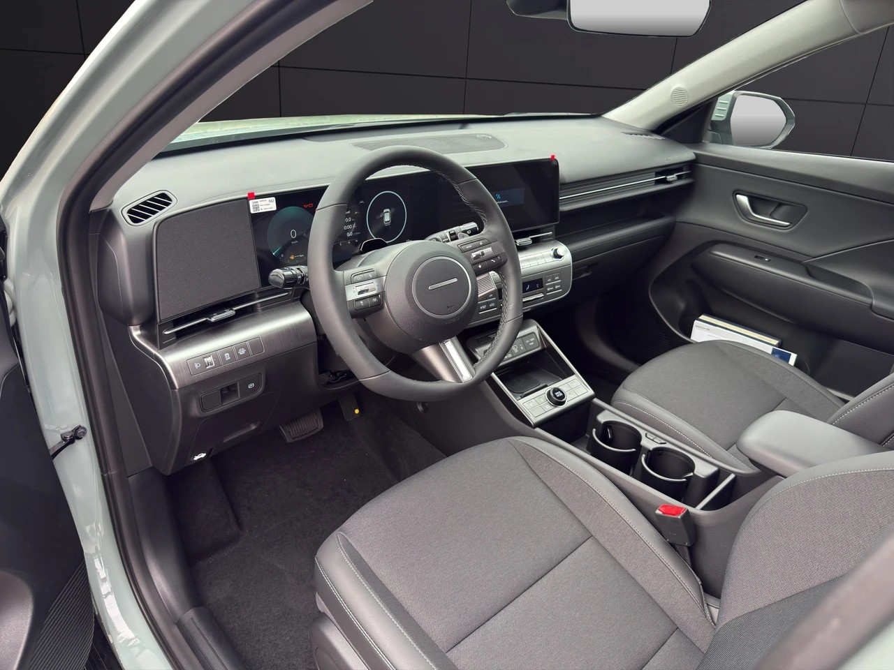 HYUNDAI Kona 1.6 GDi HEV Amplia DCT-image-8