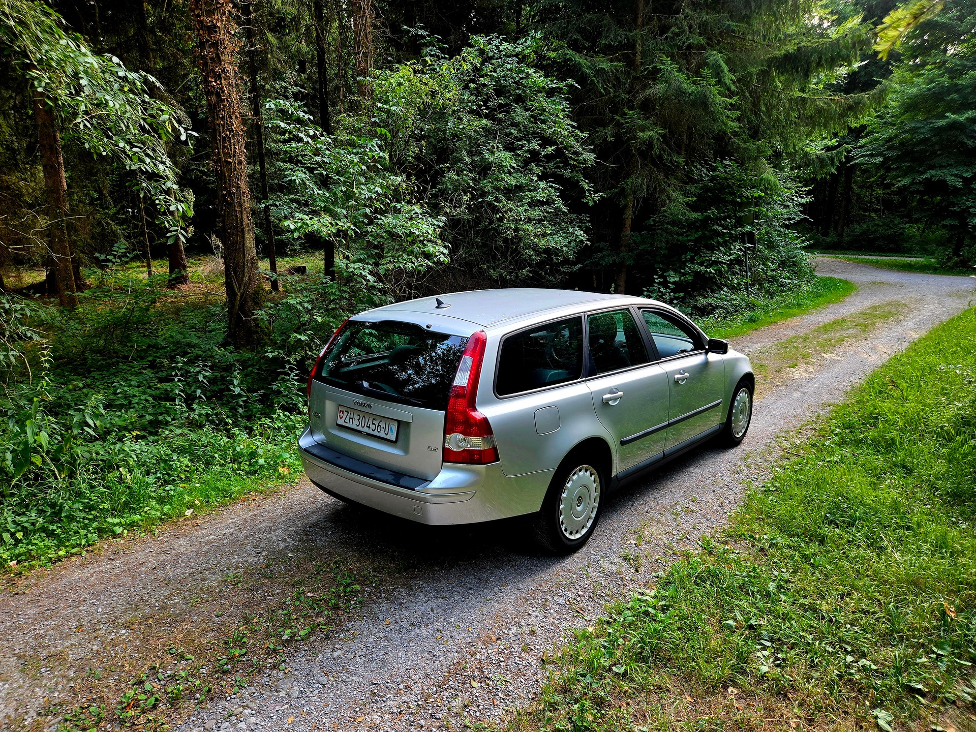 VOLVO V50 2.4-image-6