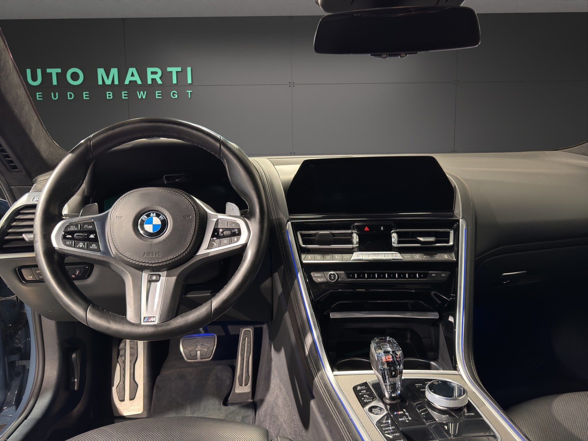 BMW M850i xDrive Coupé-image-17