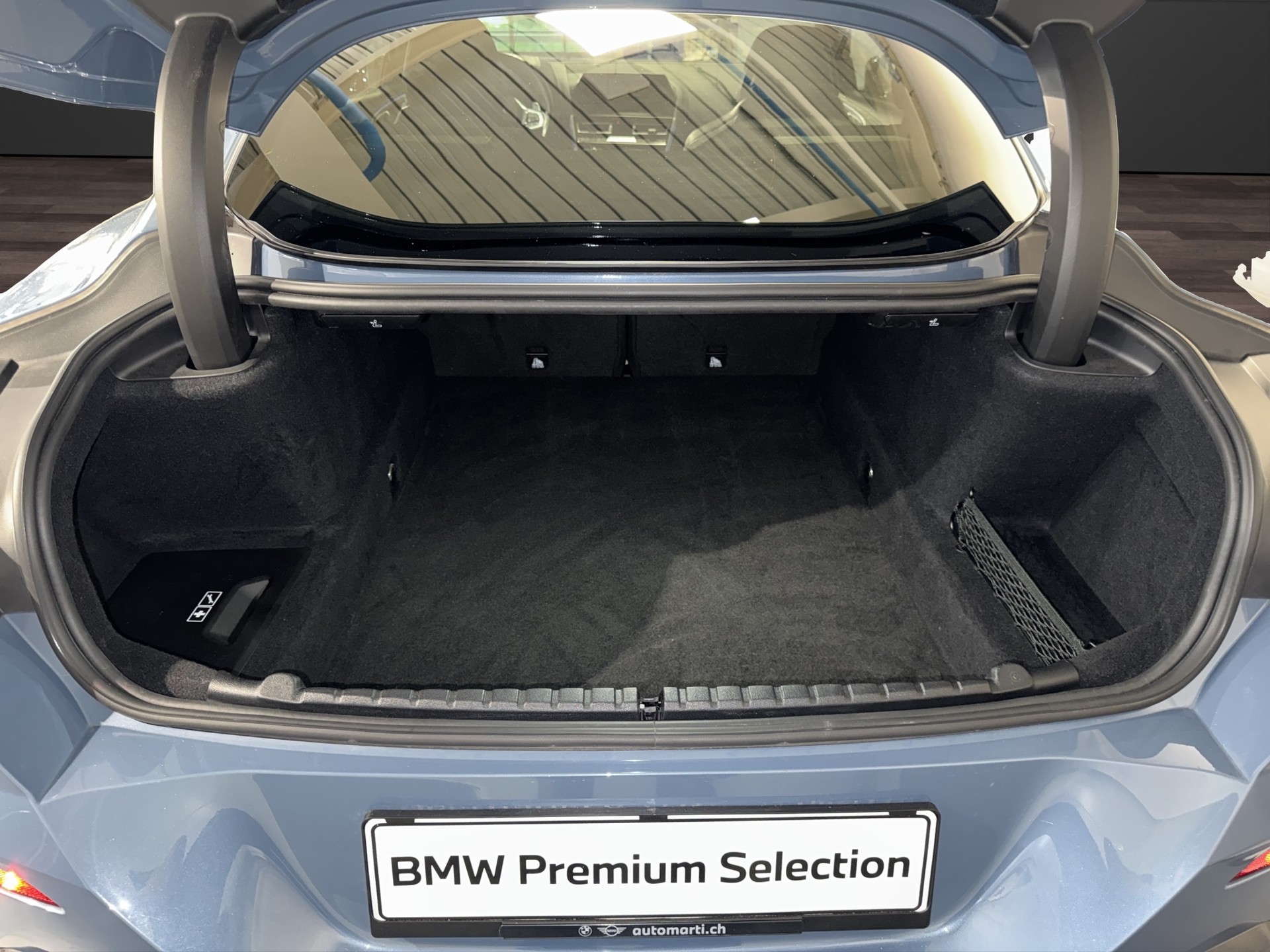 BMW M850i xDrive Coupé-image-13
