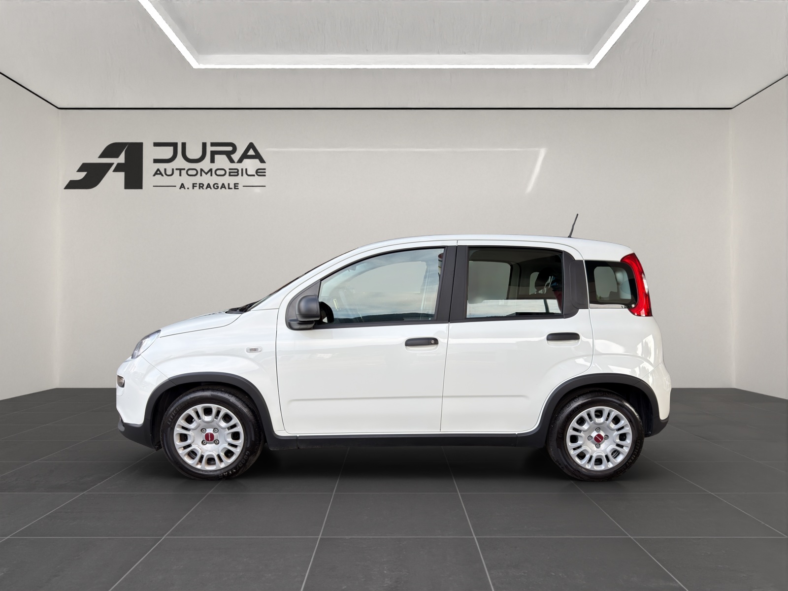 FIAT Panda 1.0 Hybrid Cult-image-3