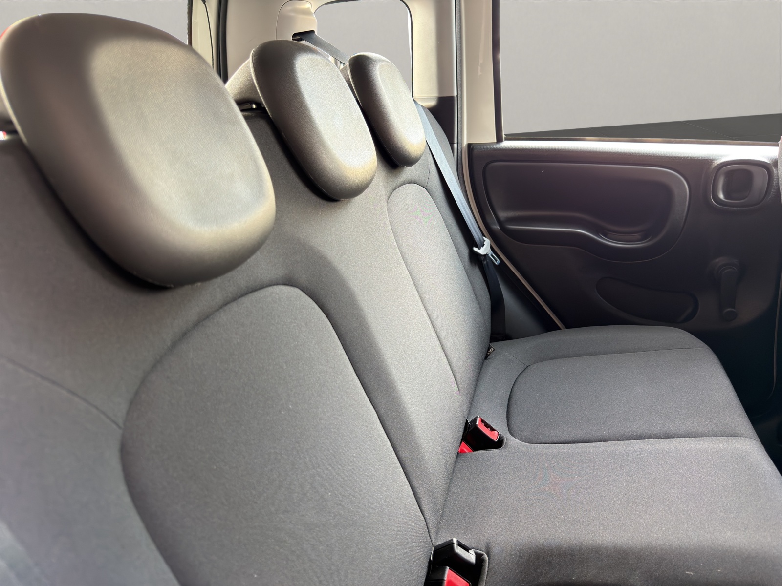FIAT Panda 1.0 Hybrid Cult-image-12