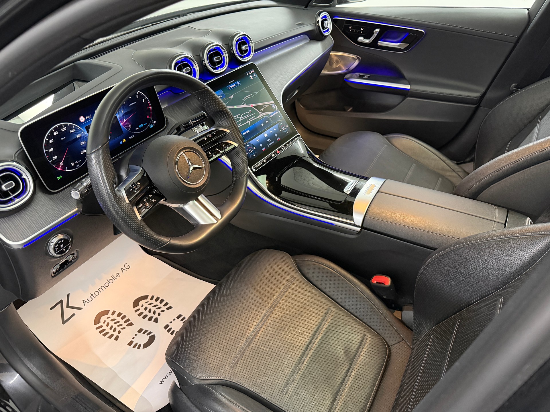 MERCEDES-BENZ C 300 Grafitgrey 258PS 4Matic AMG Line / Panoramadach / 360° Kamera / Leder / Head-Up-Display /-image-6
