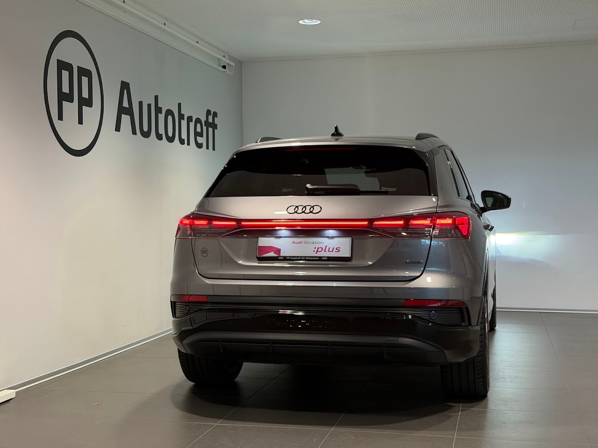 AUDI Q4 e-tron 45 quattro-image-14