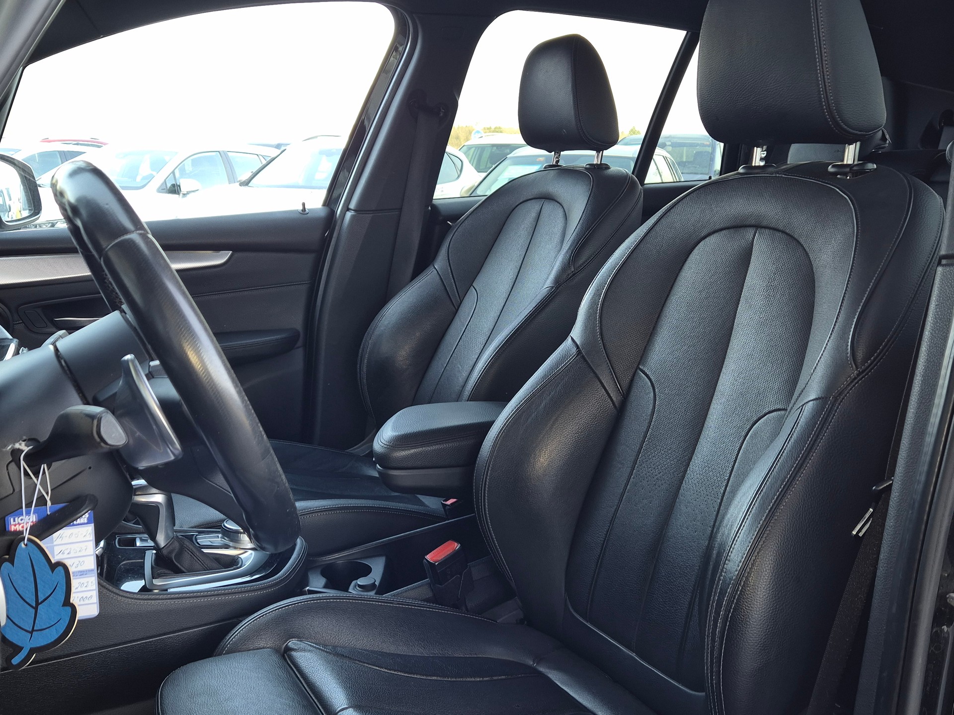 BMW 220d Gran Tourer M Sport Steptronic-image-12