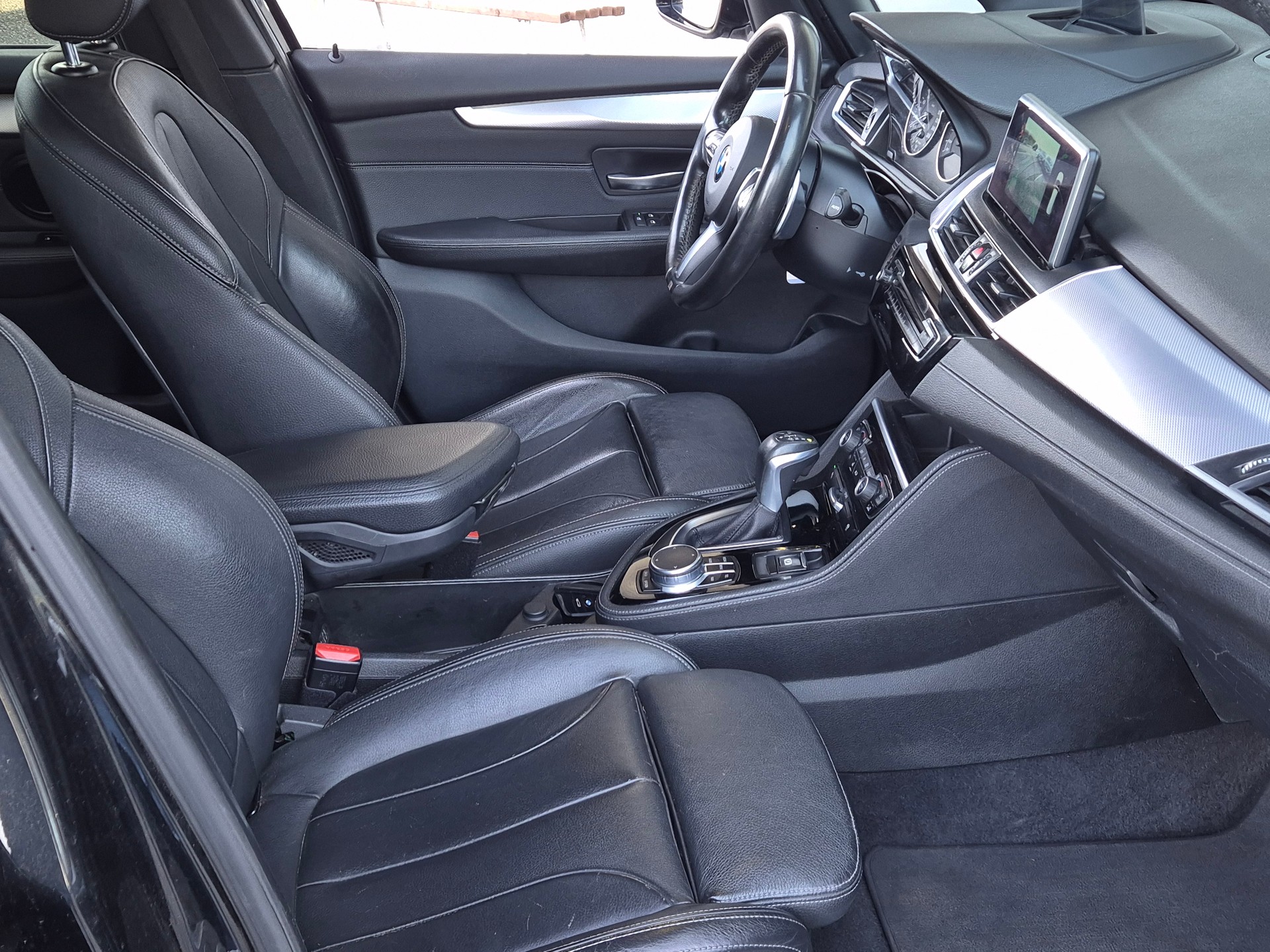 BMW 220d Gran Tourer M Sport Steptronic-image-13