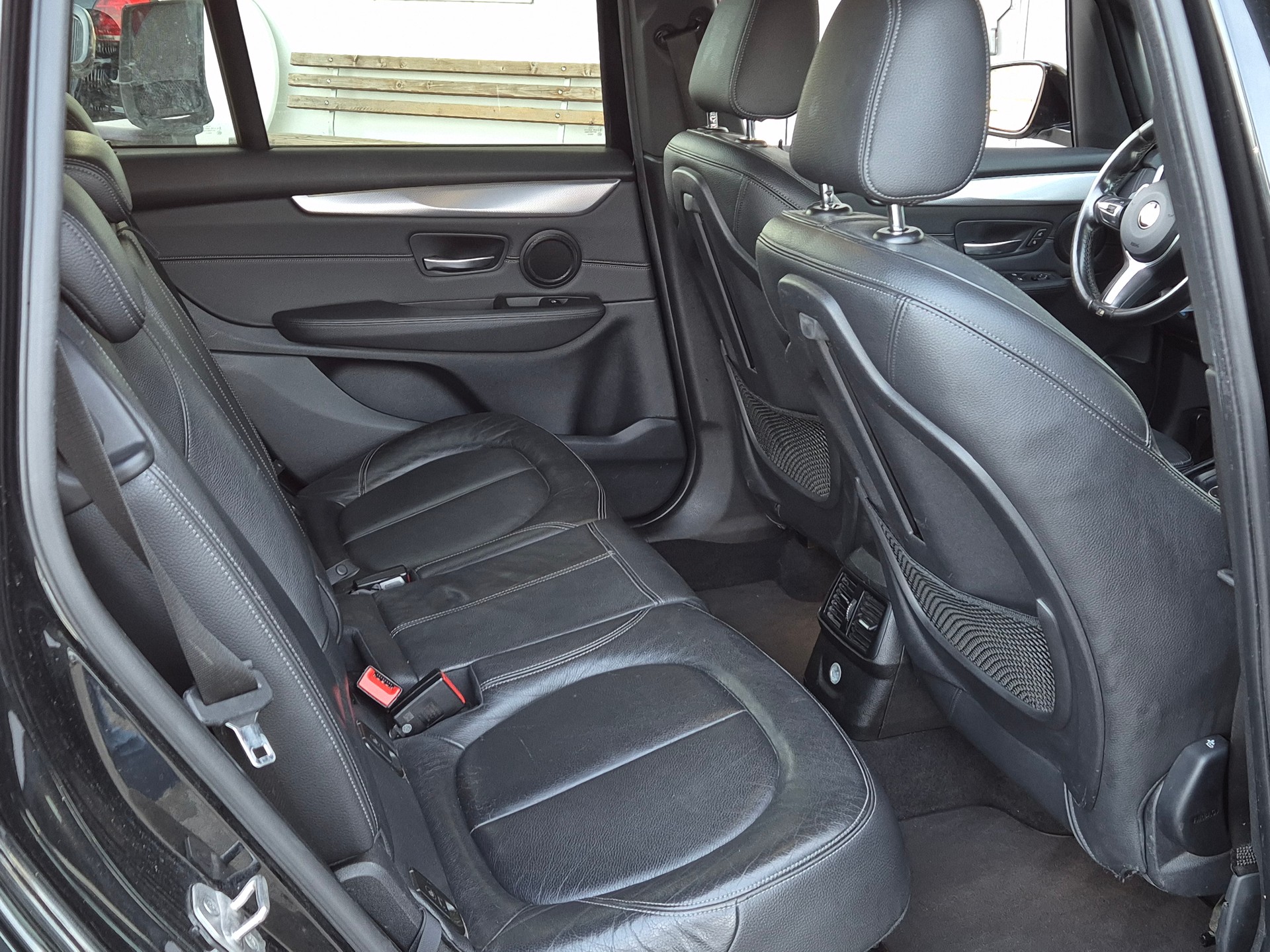 BMW 220d Gran Tourer M Sport Steptronic-image-16